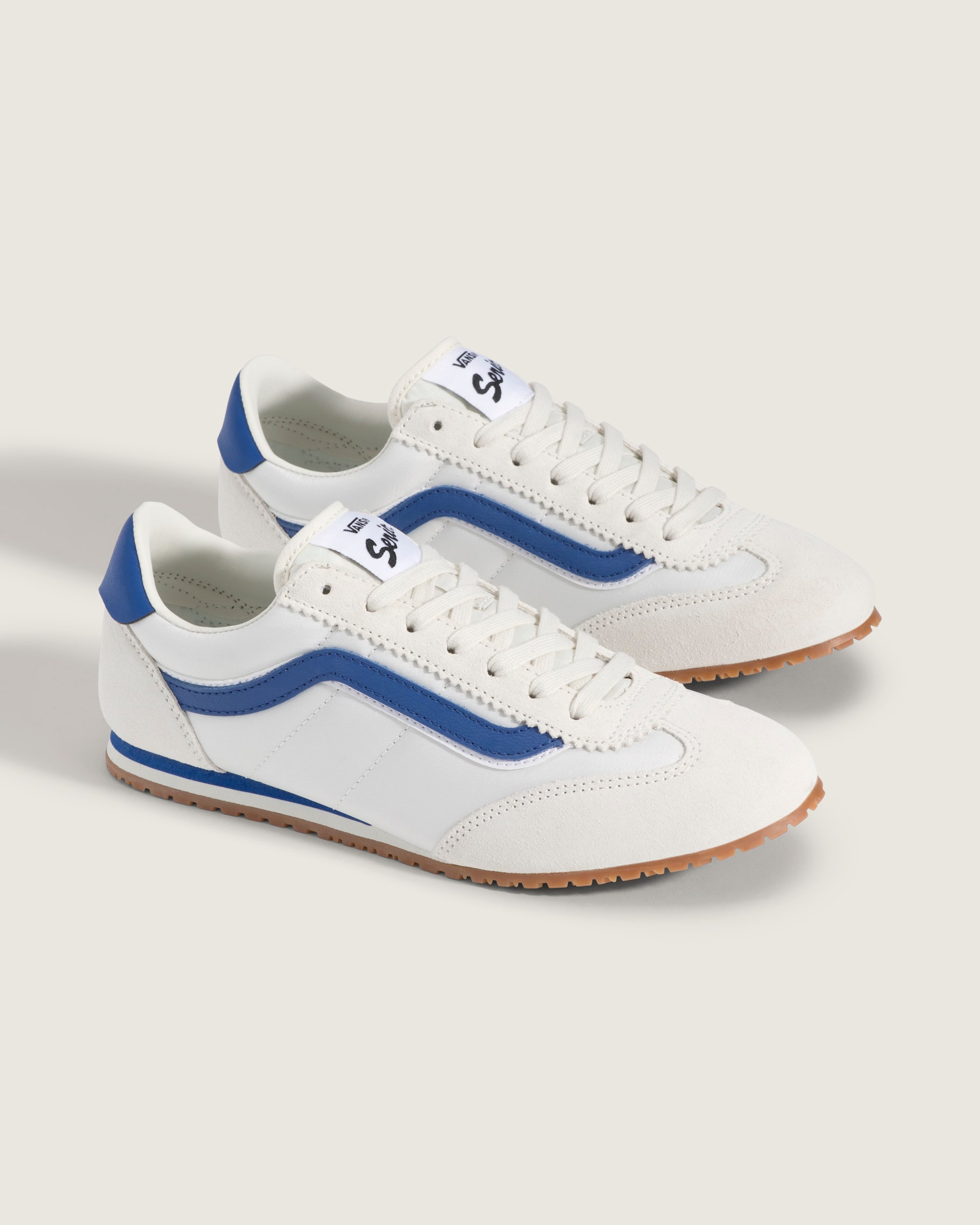 Super Lowpro Shoe VANS Marshmallow White  True Blue ALT1