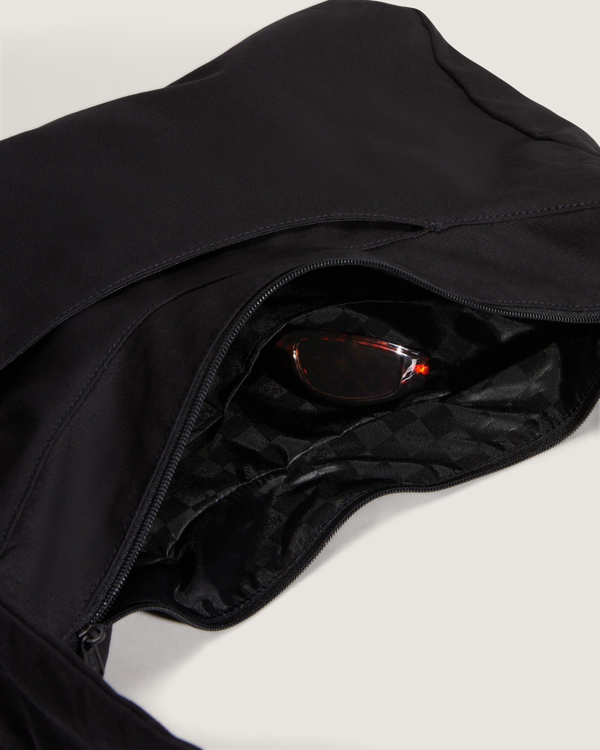 Gotsman Messenger Bag VANS Black ALT2