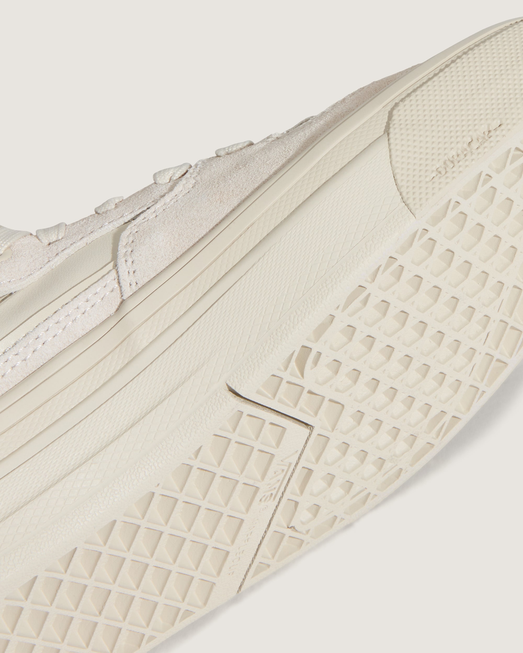 Skate Half Cab Wafflecup by Atiba Jefferson VANS Atiba Oatmeal Beige ALT7