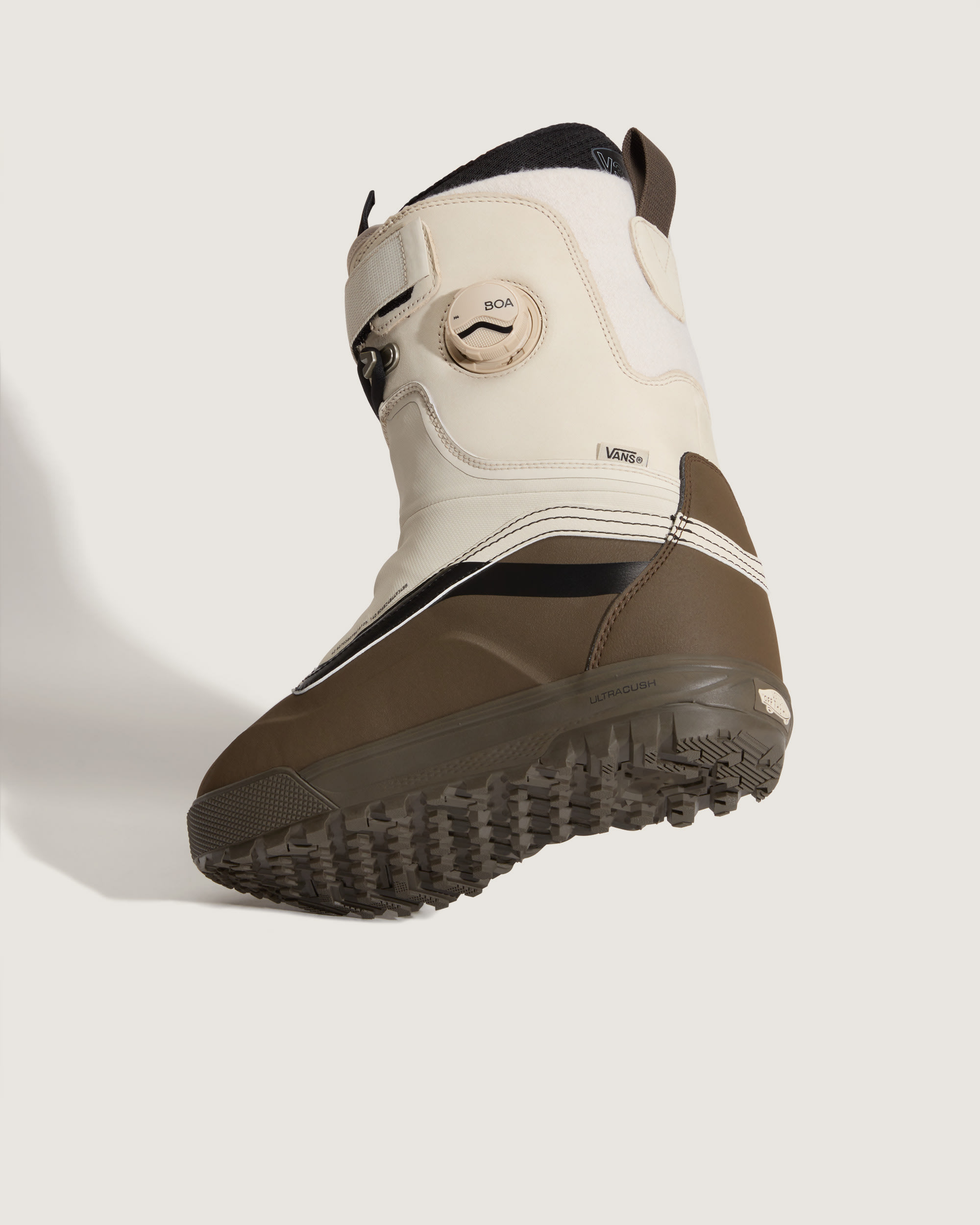 Infuse Snowsurf Snowboard Boot in Oatmeal Beige / Brown | Vans