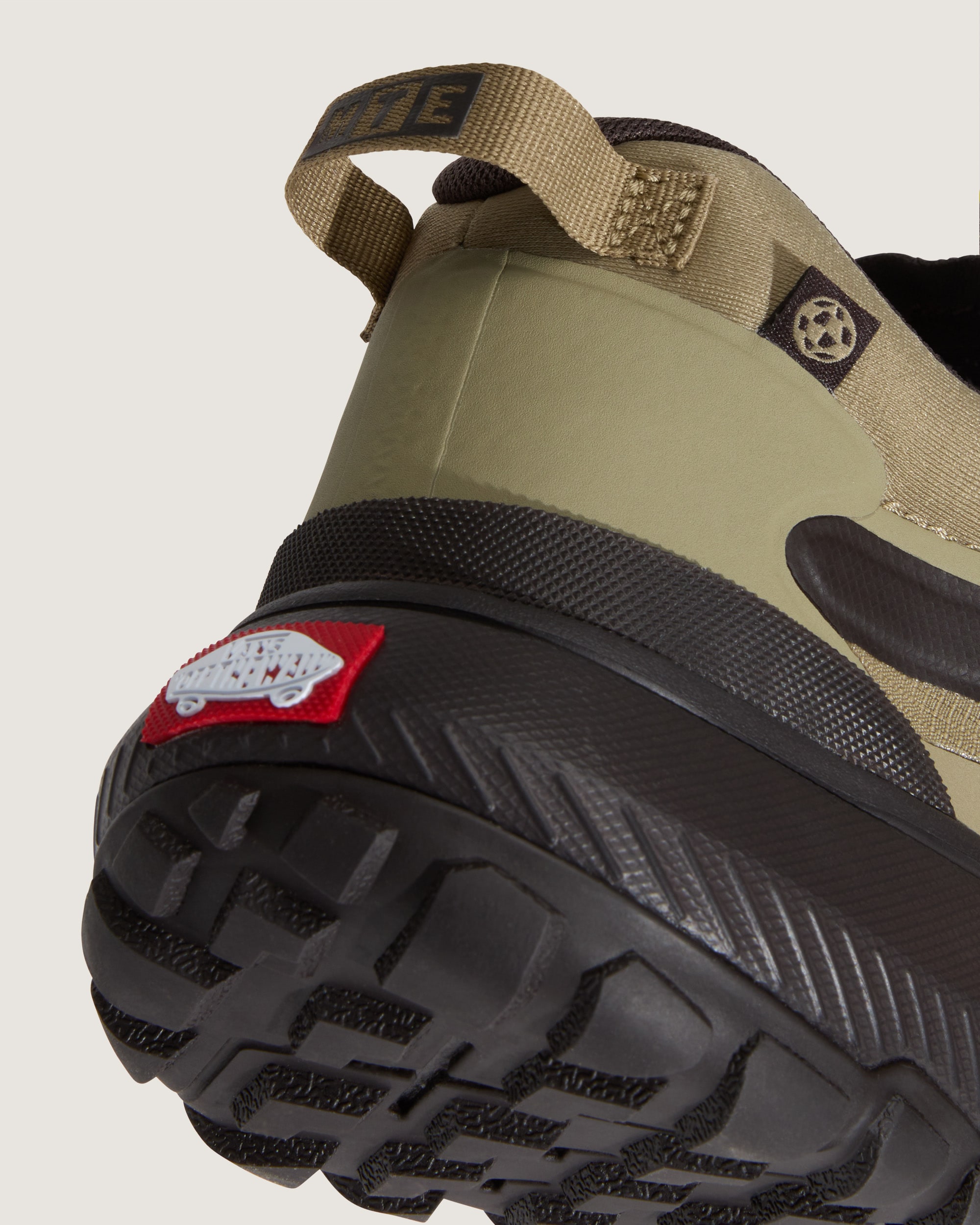 Crosspath Shoe VANS Forest Green ALT8