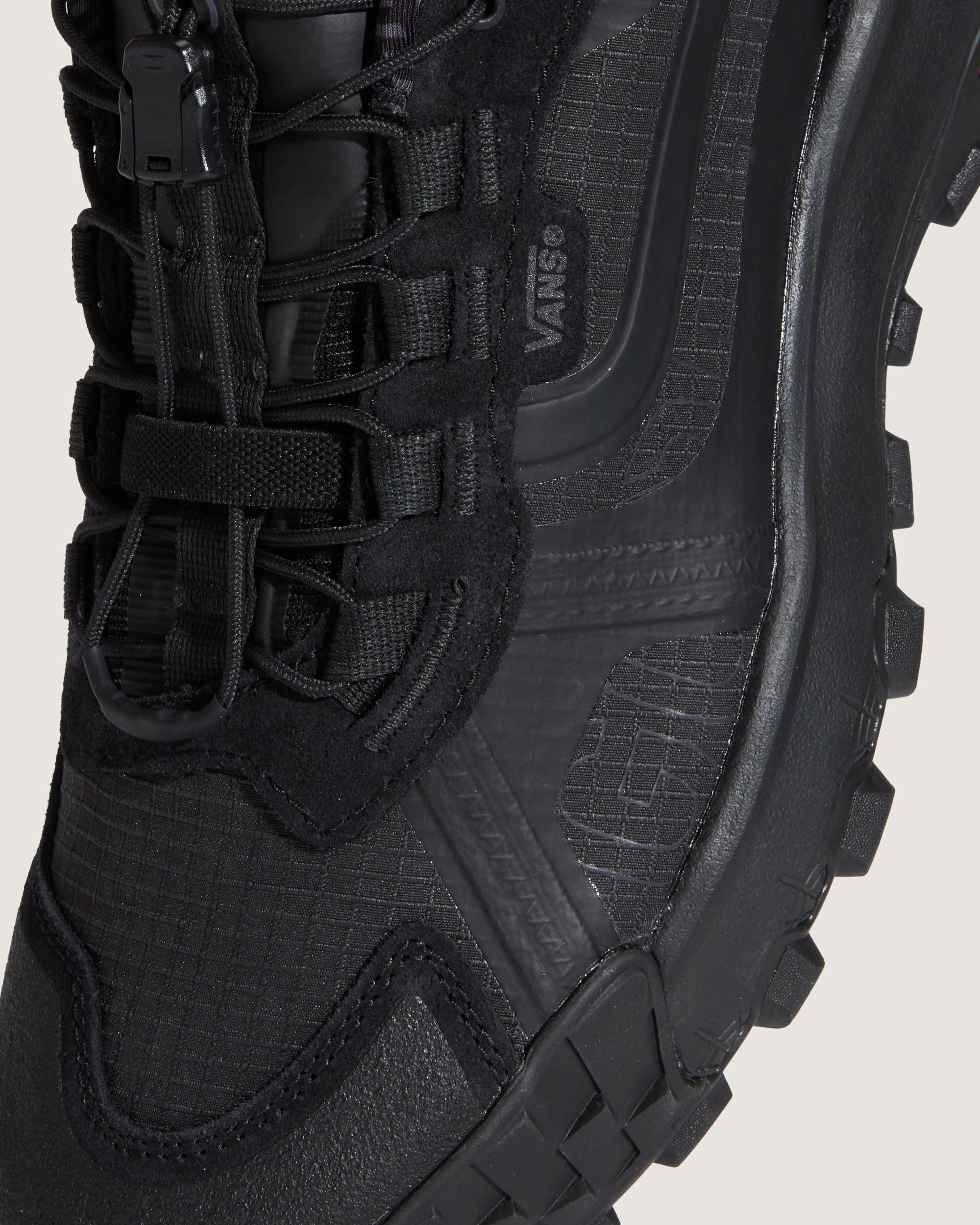 Crosspath XC GORETEX Shoe VANS Blackout ALT8