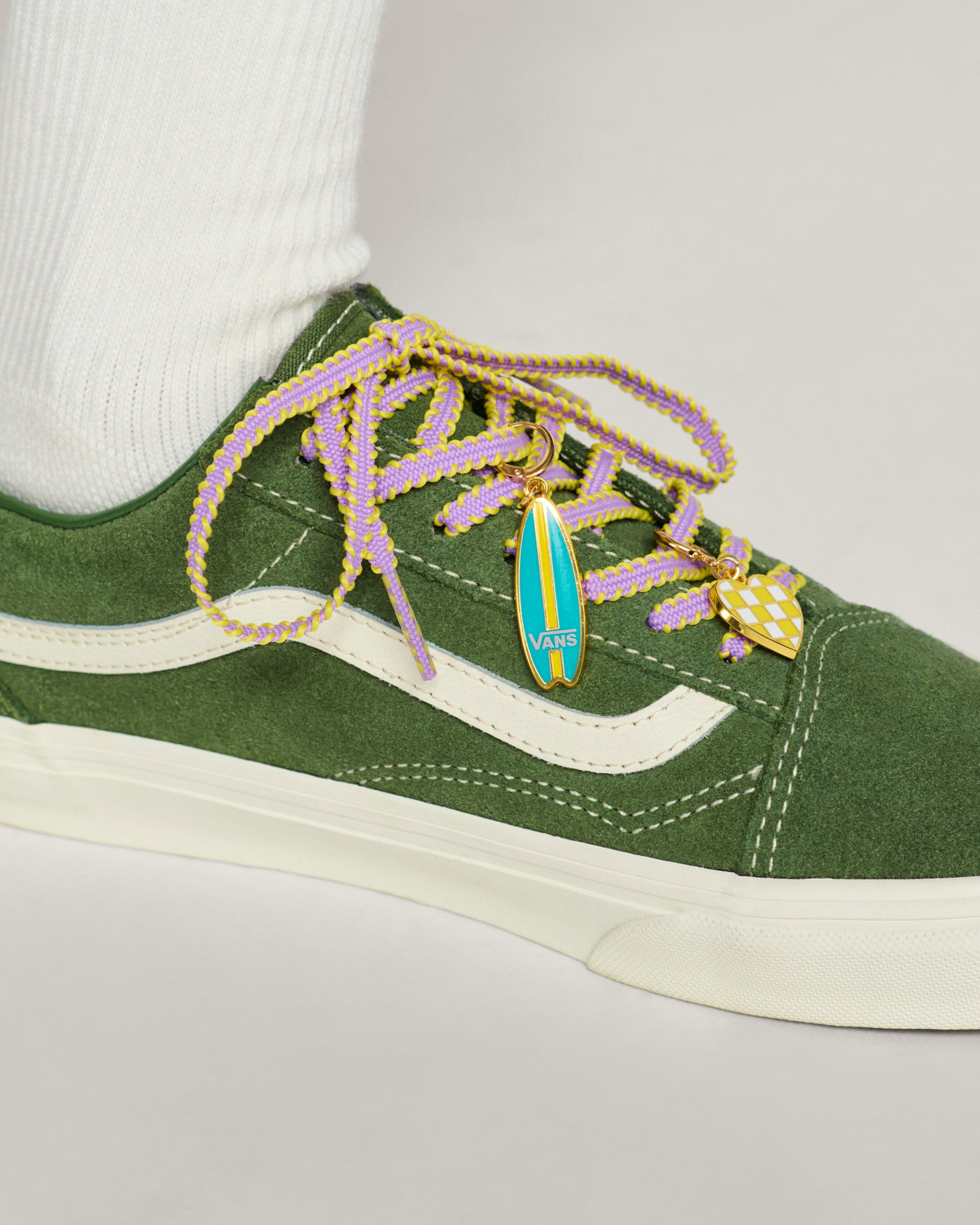 Vans Waffle Shop Retro California Shoe Charm Set VANS Yellow ALT3