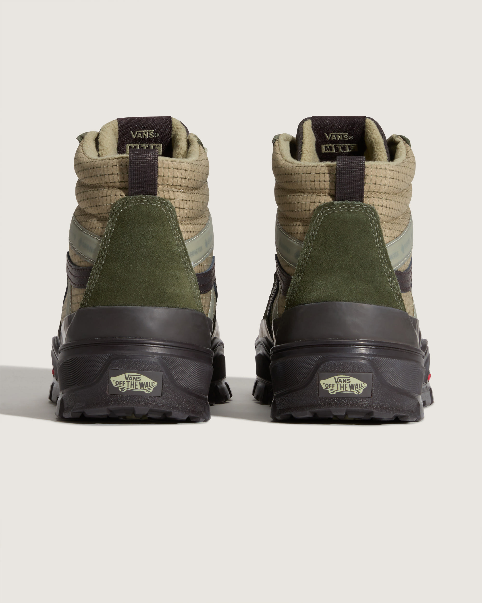 Sk8Hi GORETEX Insulated Shoe VANS Dark Green  Dark Brown ALT3