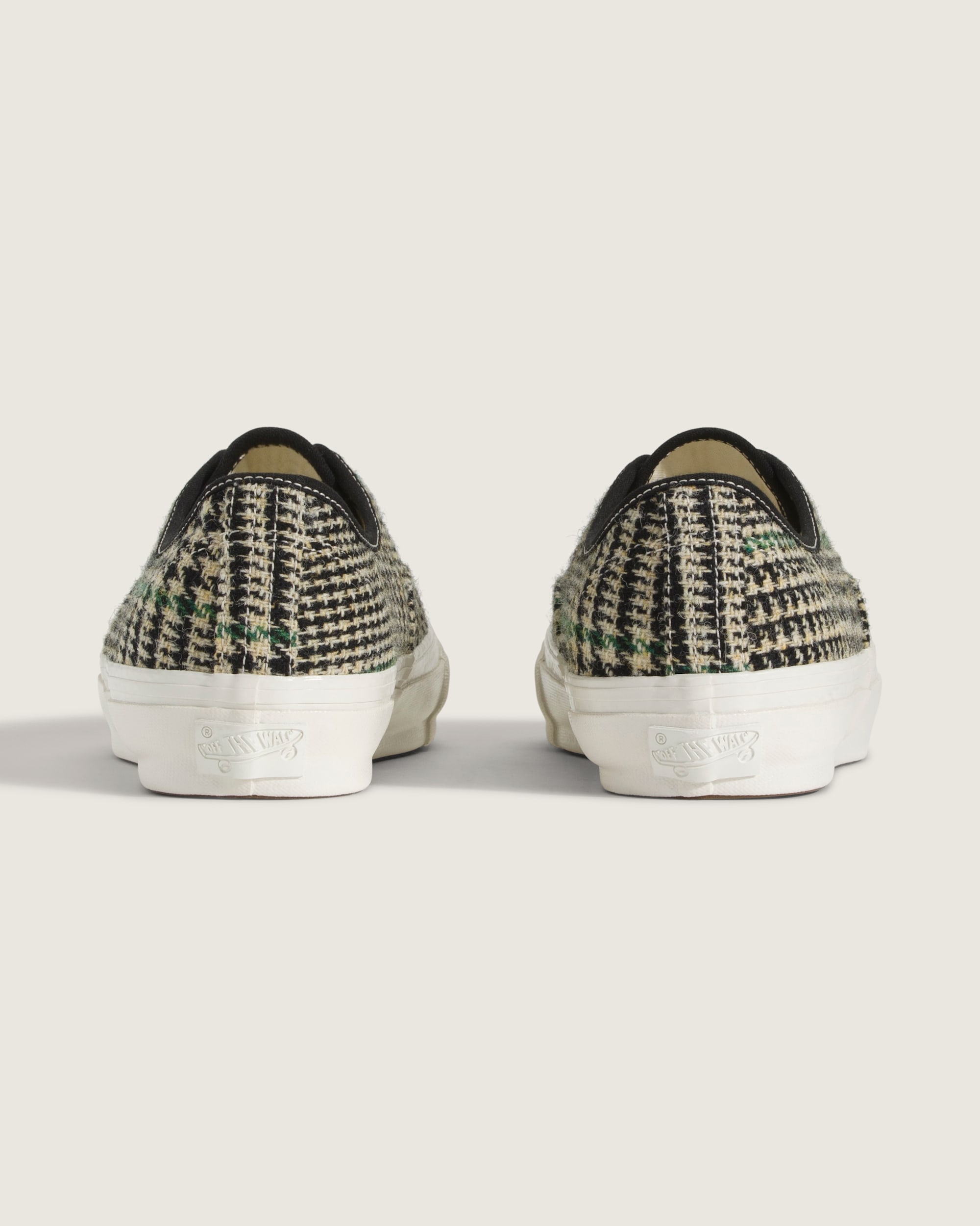 Premium Authentic Harris Tweed Shoe VANS Black  White ALT3