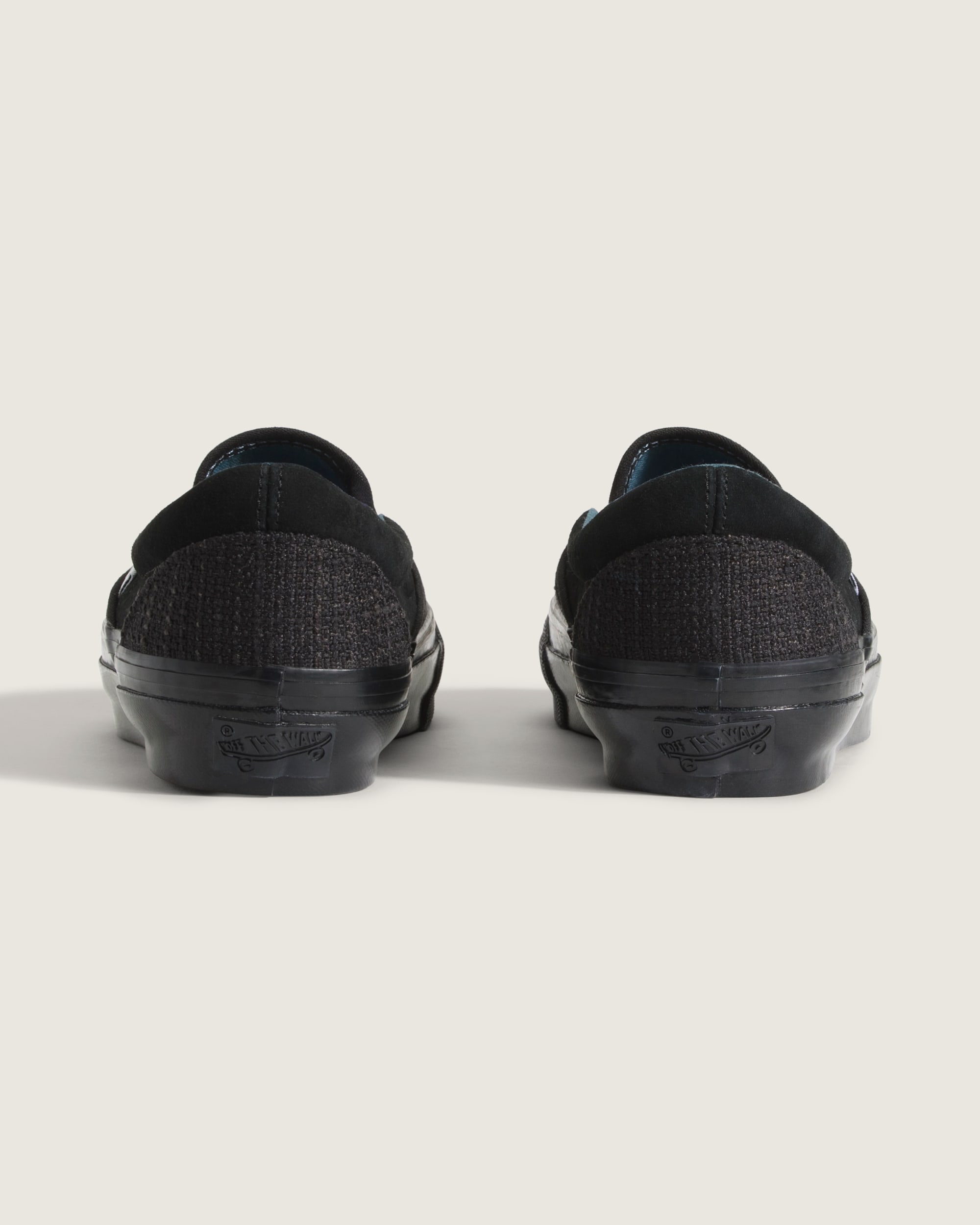 Premium Classic SlipOn Shoe VANS Black ALT3