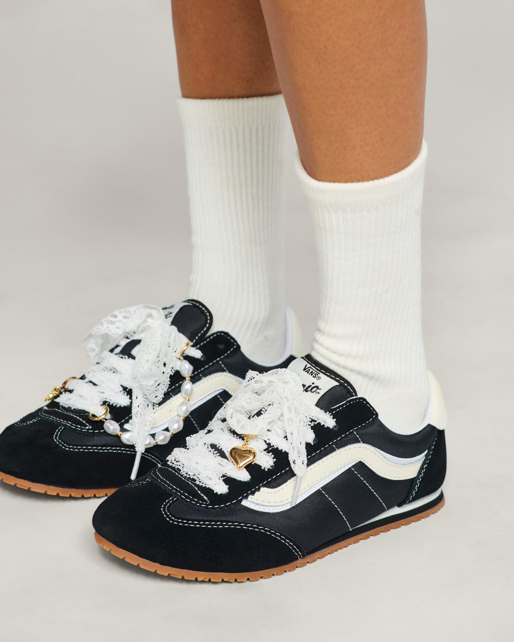 Vans Pearl and Lace Shoe Charm Set VANS White ALT1