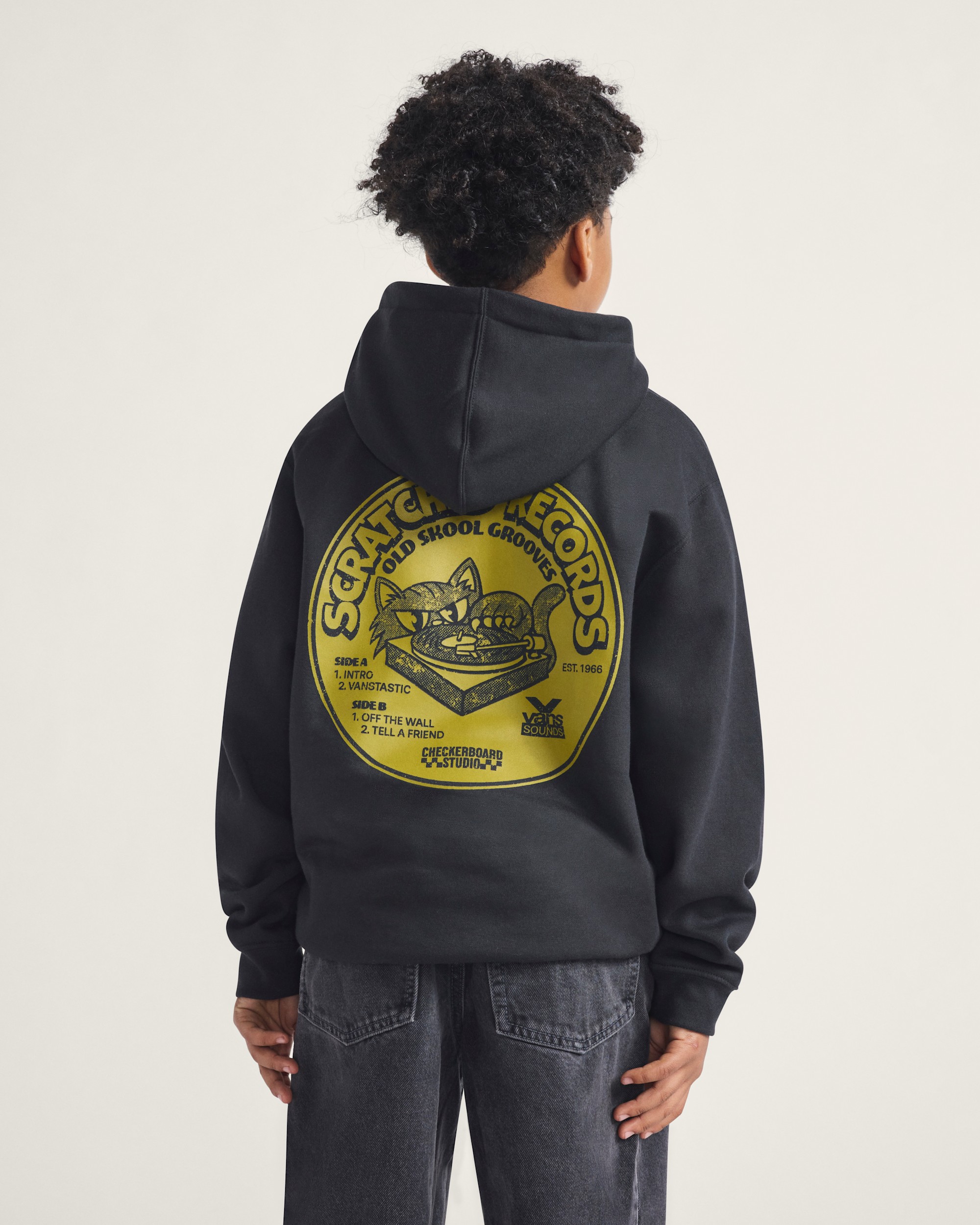 Kids Scratched Records Pullover Hoodie en Black | Vans CA