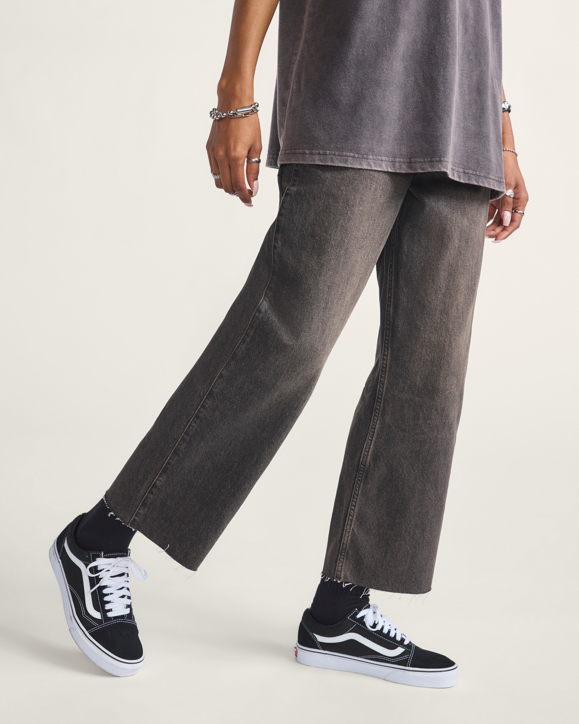 Emily DIY Pants VANS After Dark Grey ALT4