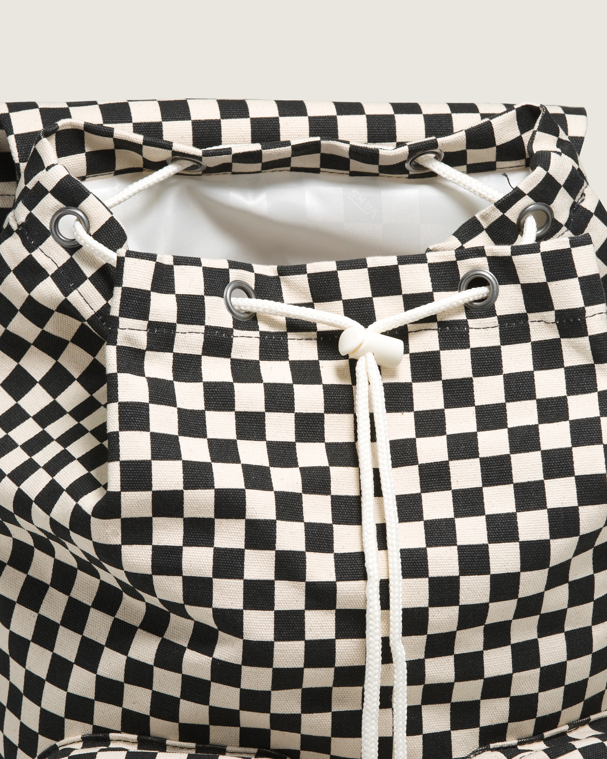 Field Trippin Rucksack Checkerboard Backpack VANS Checkerboard Black  White ALT2