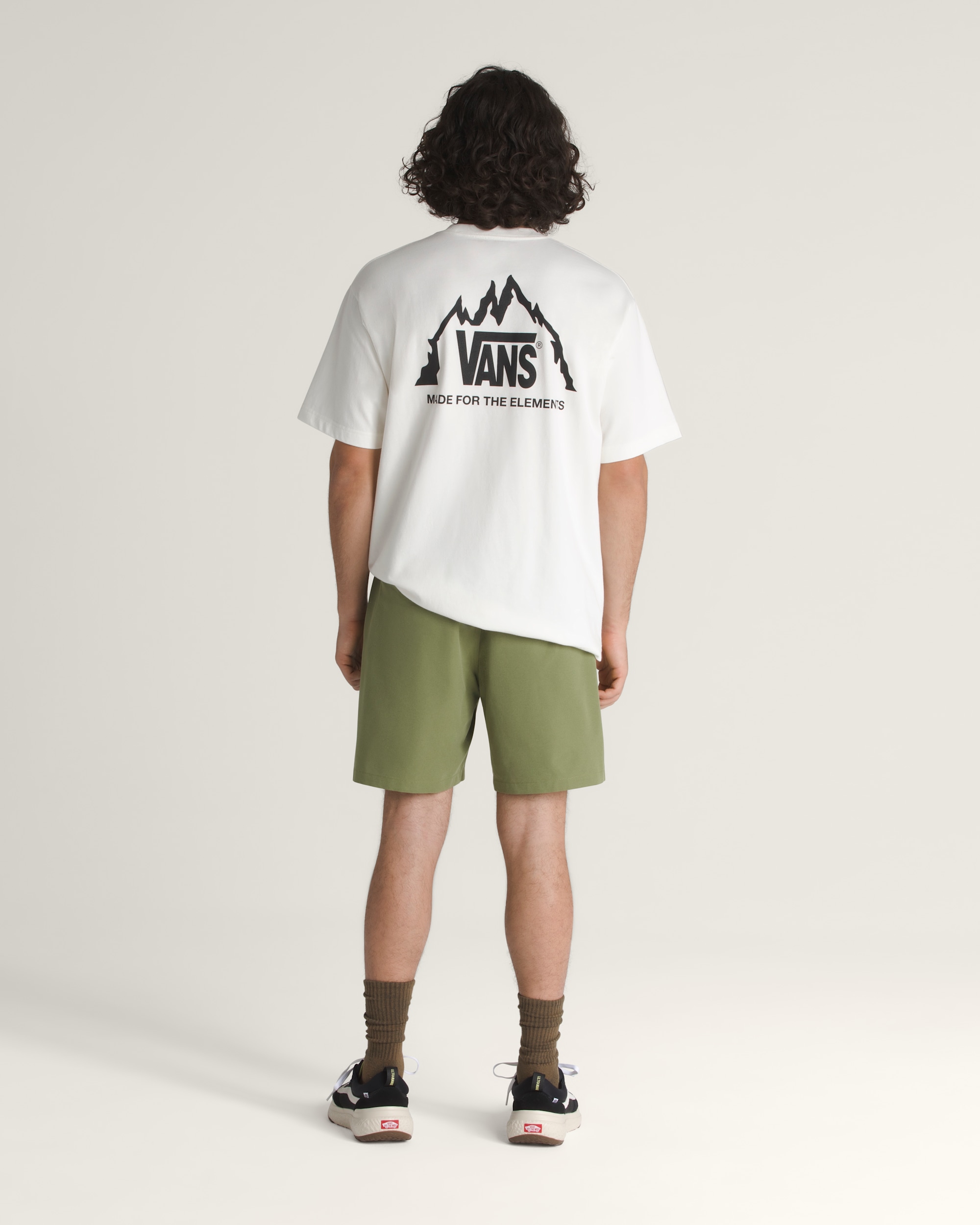 Range Relaxed 18'' Sport Shorts in Loden Green | Vans