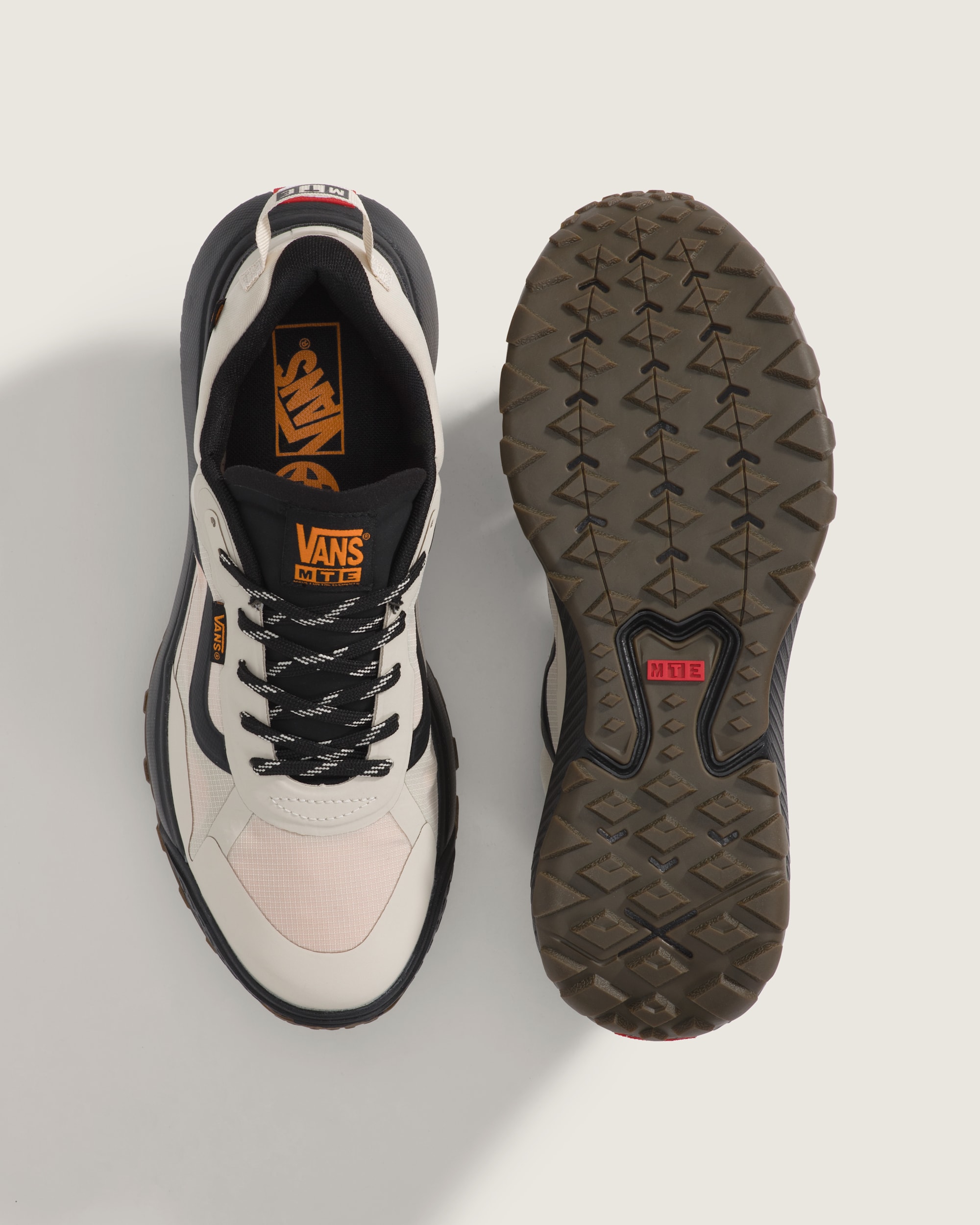 Crosspath Shoe VANS Oatmeal Beige  Black ALT2