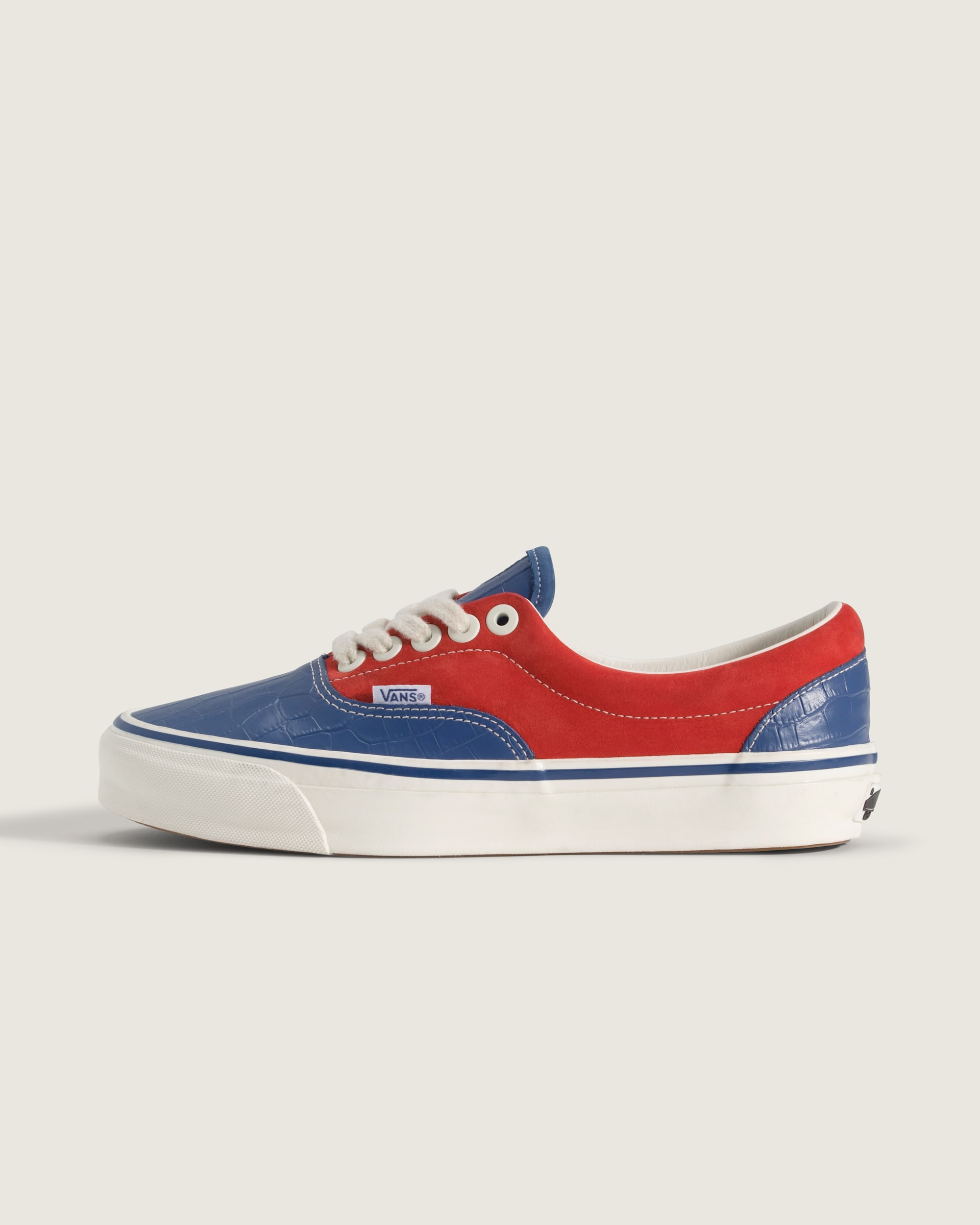 OTW Era 95 Vibram in Racing Red / Navy Blue | Vans