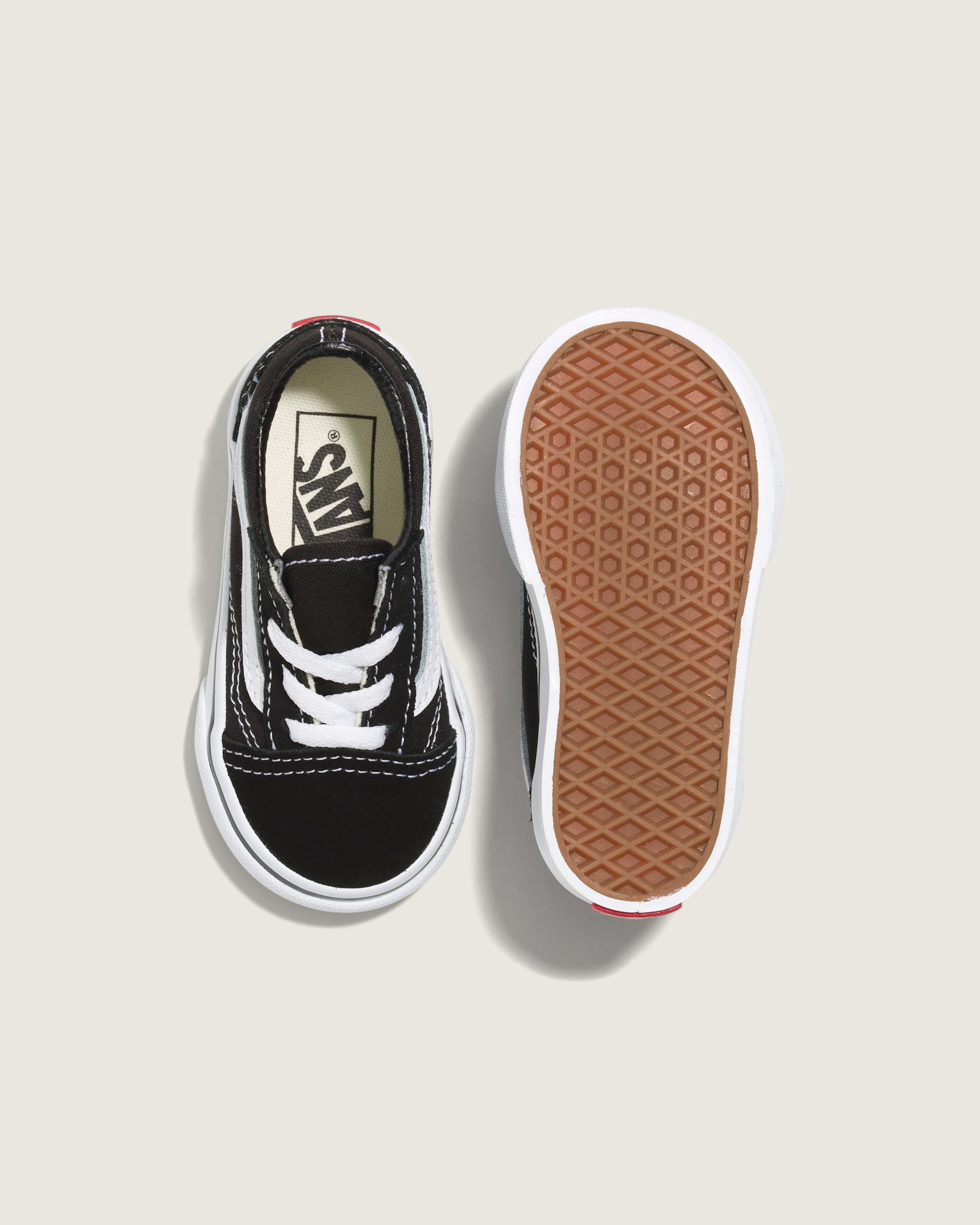 Toddler Old Skool Shoe in Black / True White | Vans