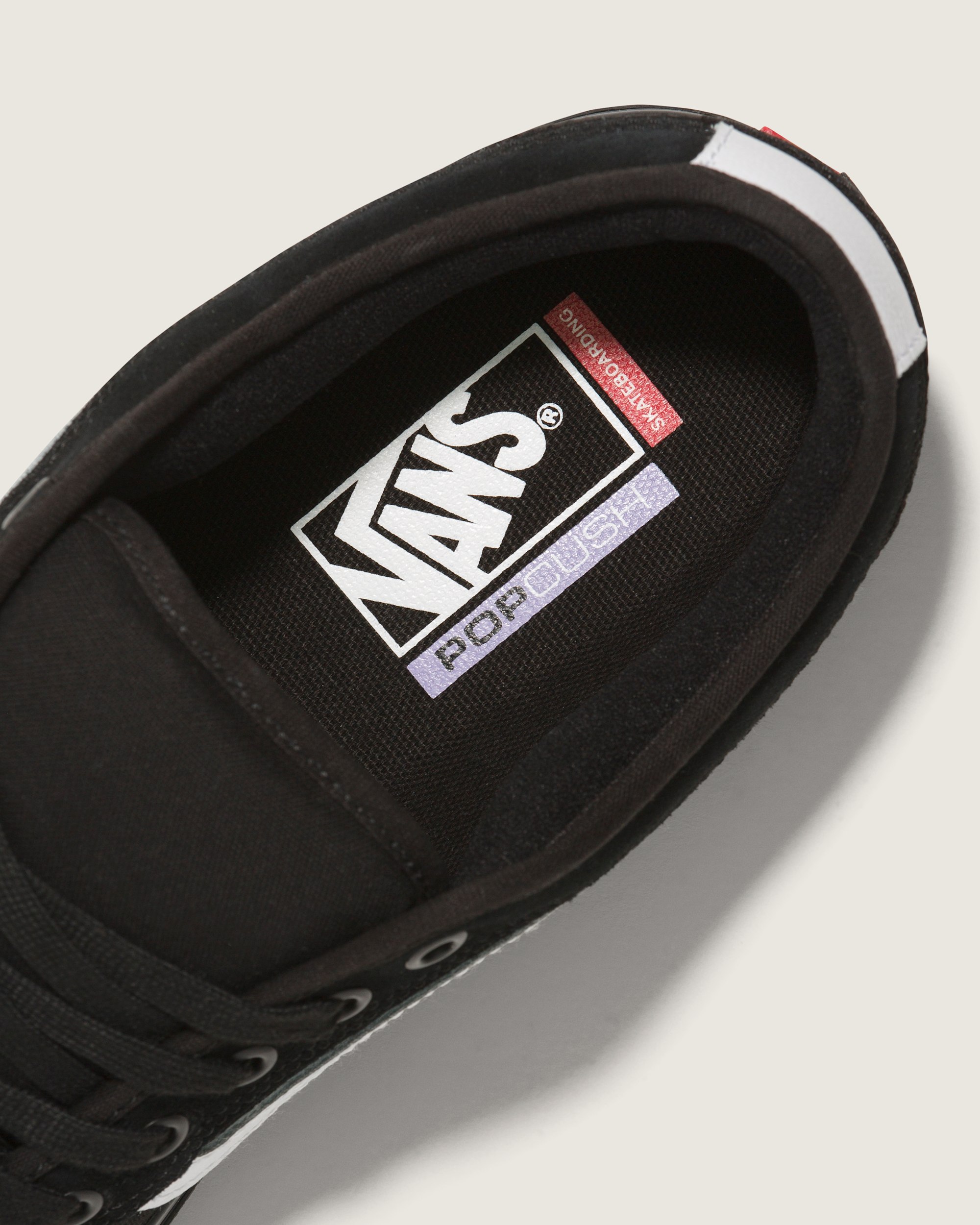 Skate Chukka Low Sidestripe Shoe in Black / White | Vans