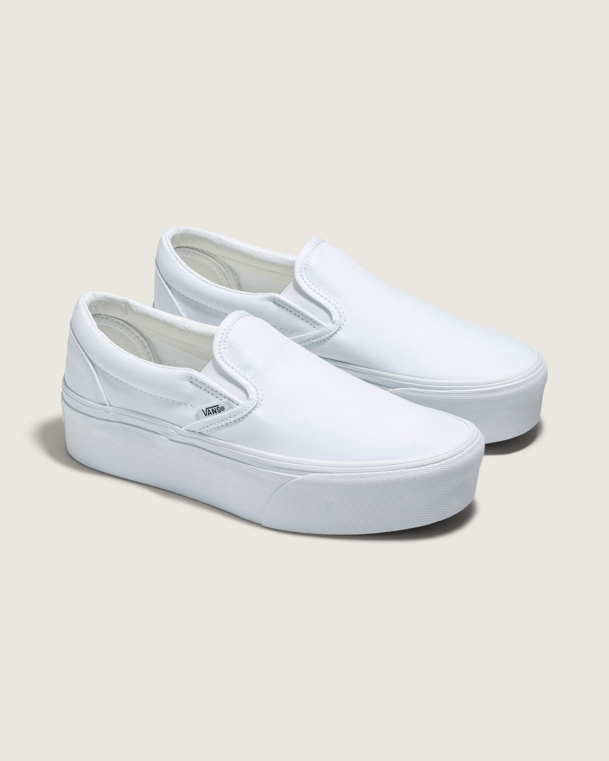 Classic SlipOn Platform Shoe VANS White ALT1