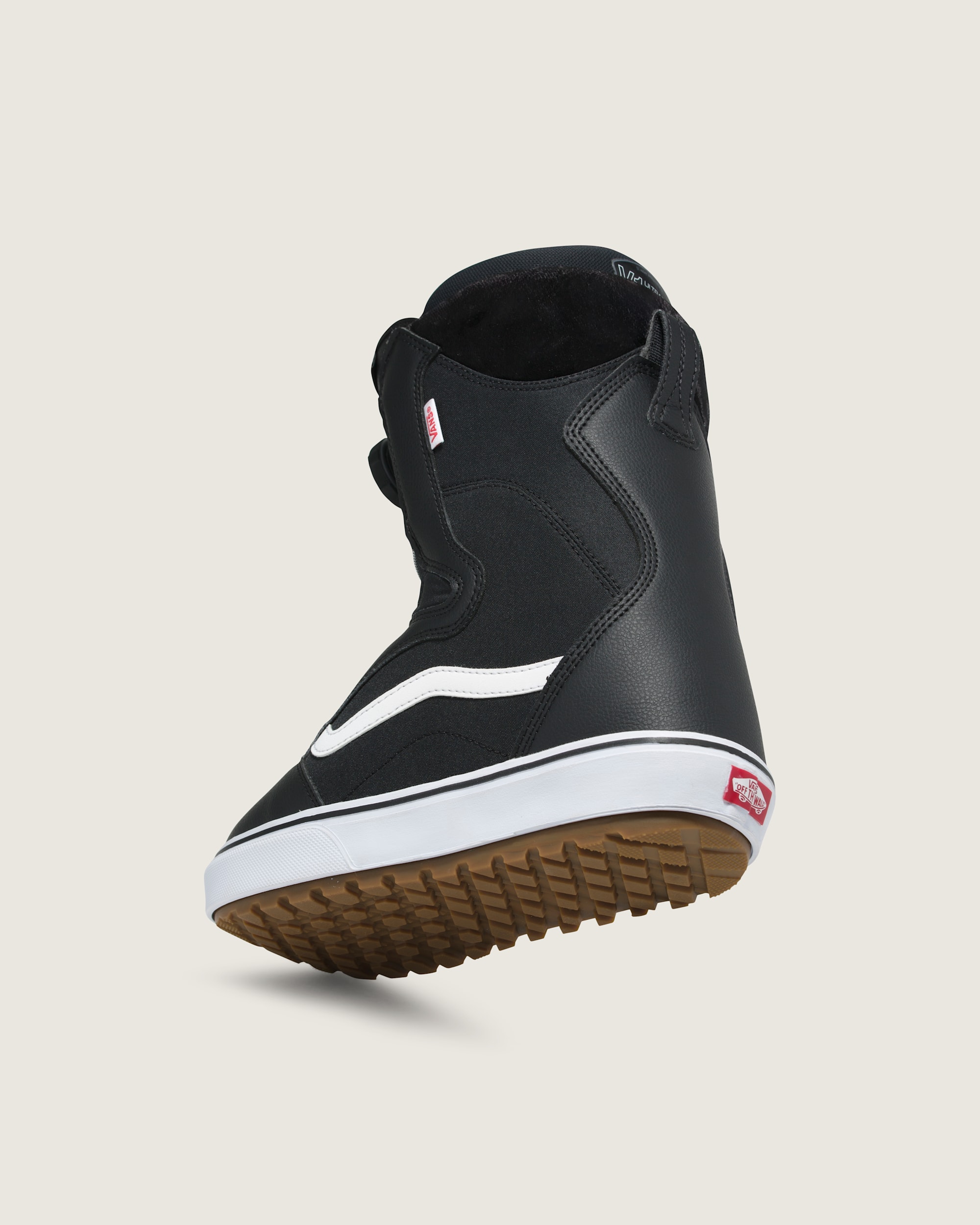 Women's Encore OG Snowboard Boot in Black | Vans