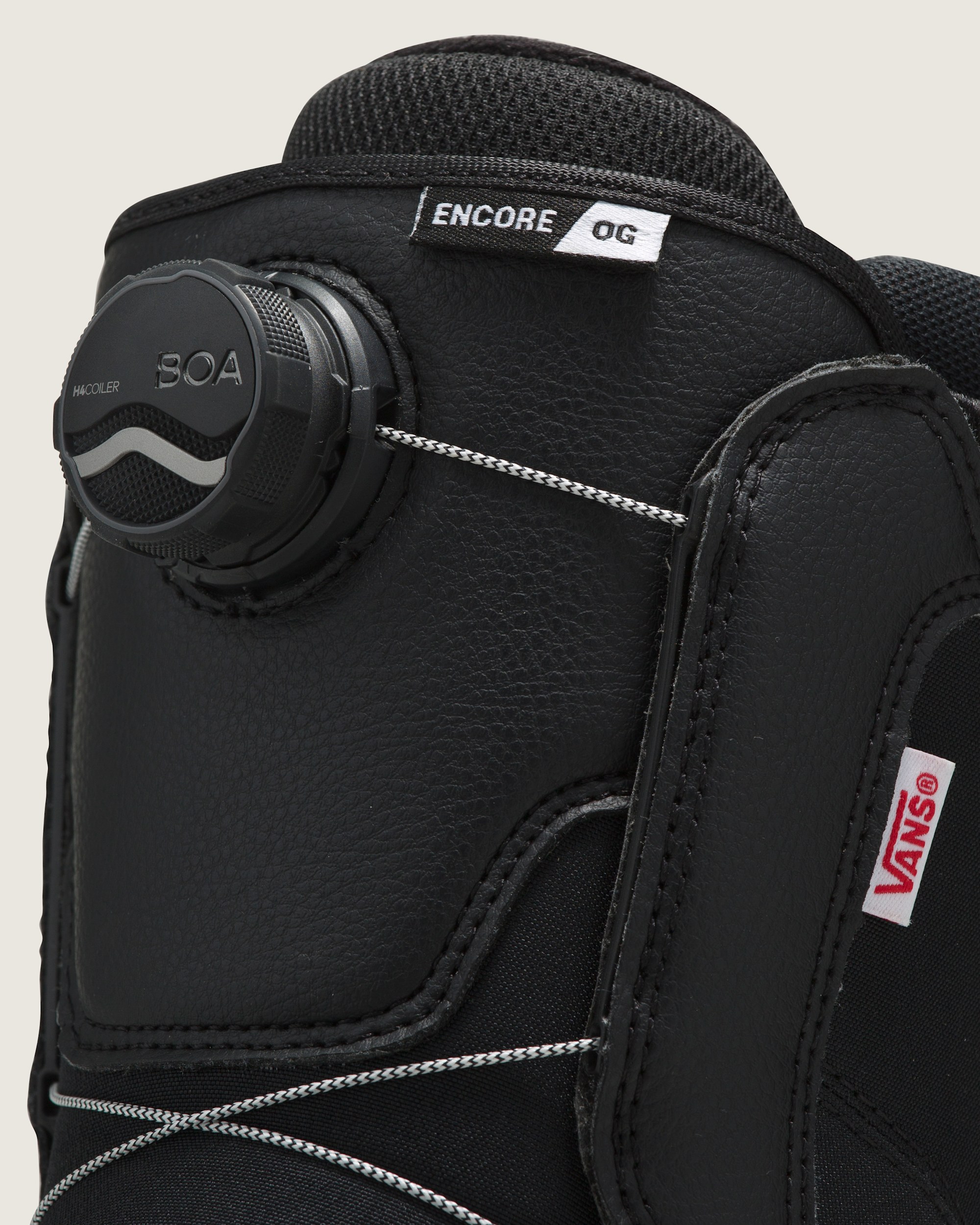 Women's Encore OG Snowboard Boot in Black | Vans