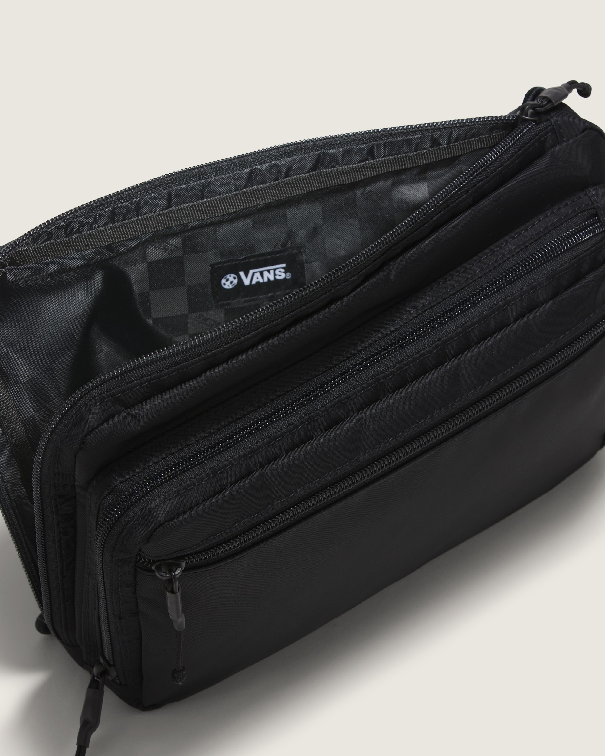 Bail Convertible Crossbody Bag VANS Black ALT4