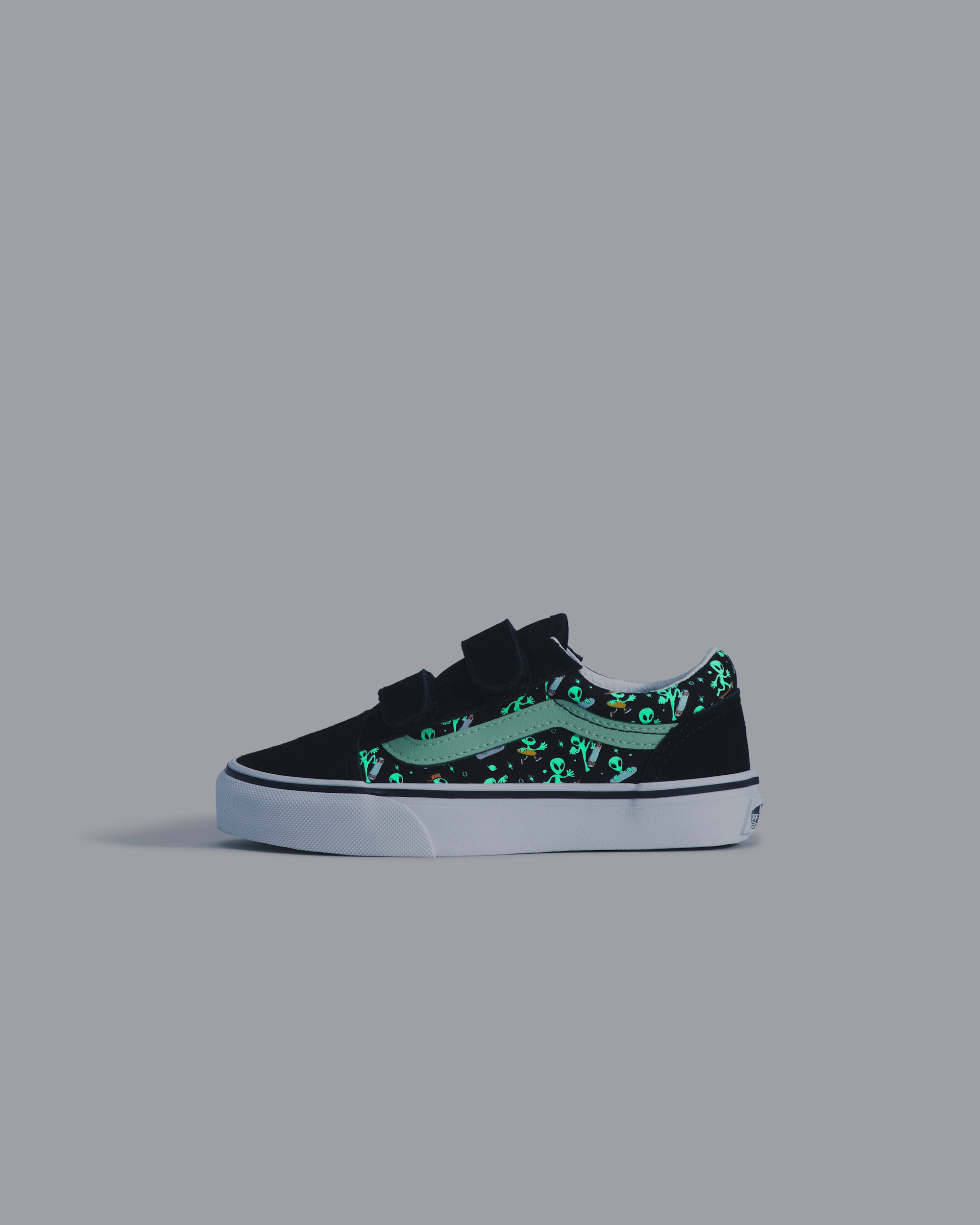 Little Kids Old Skool V Shoe VANS Black  Green ALT4