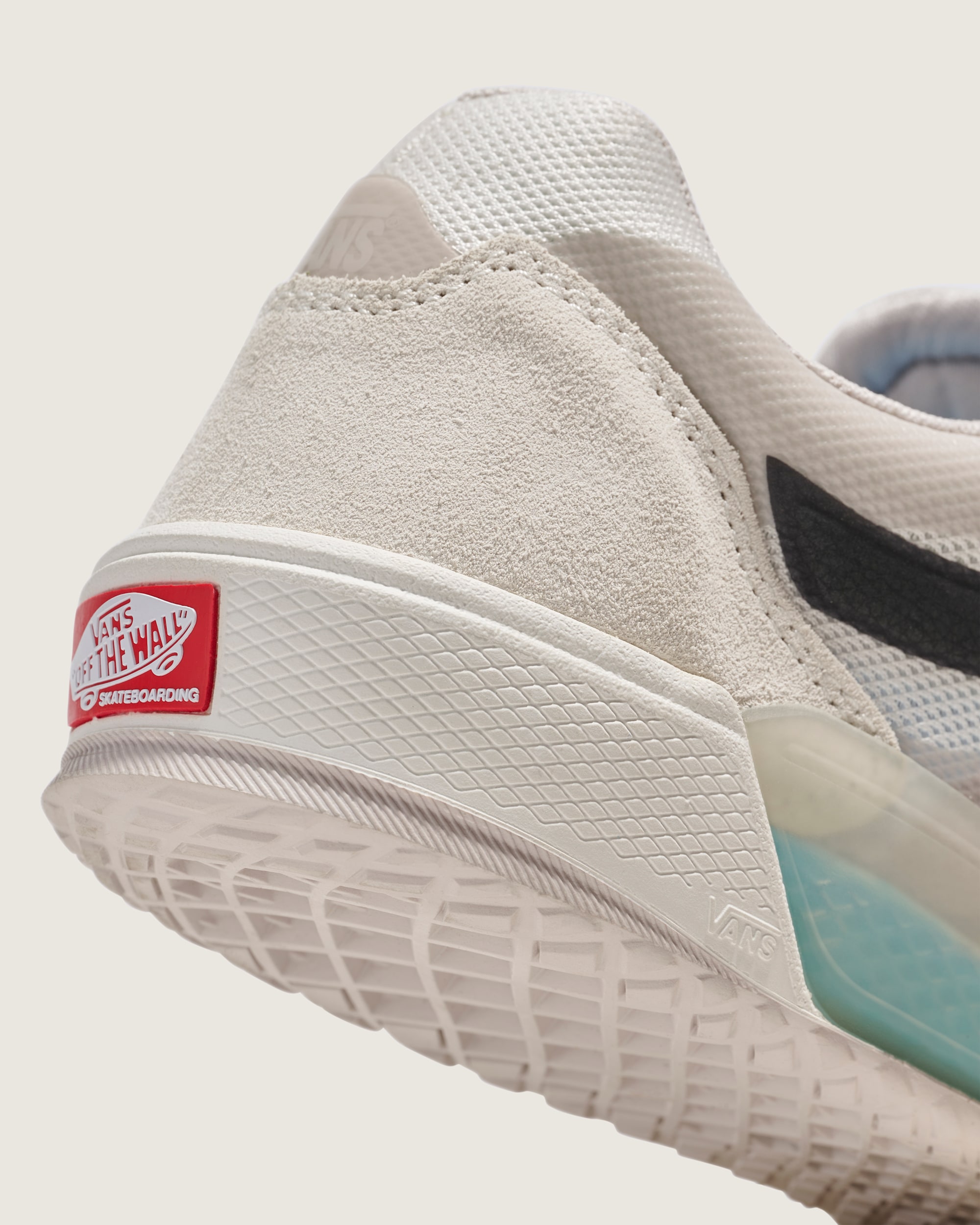 AVE 20 Shoe VANS White ALT5