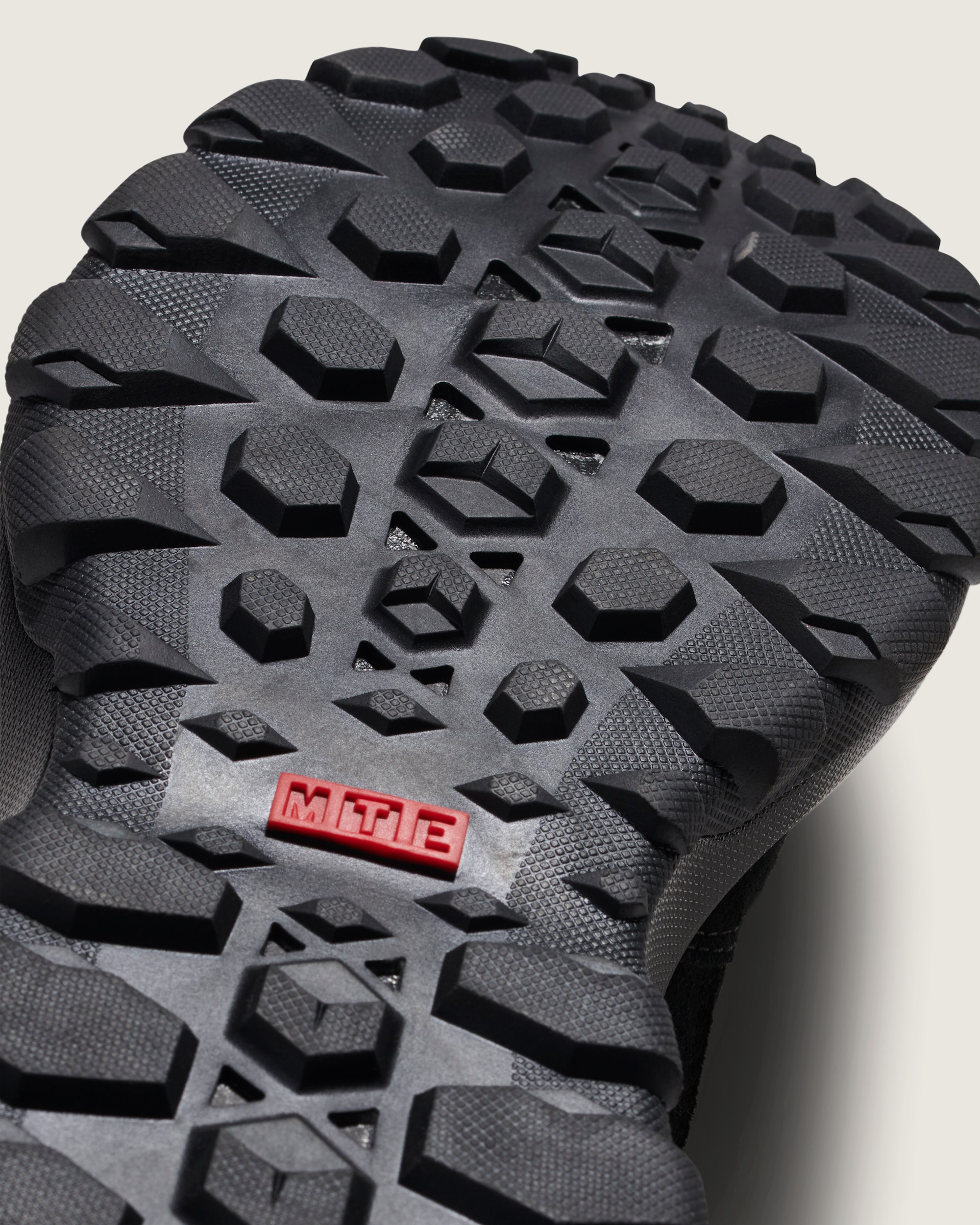 Crestline Waterproof Shoe VANS Black ALT4