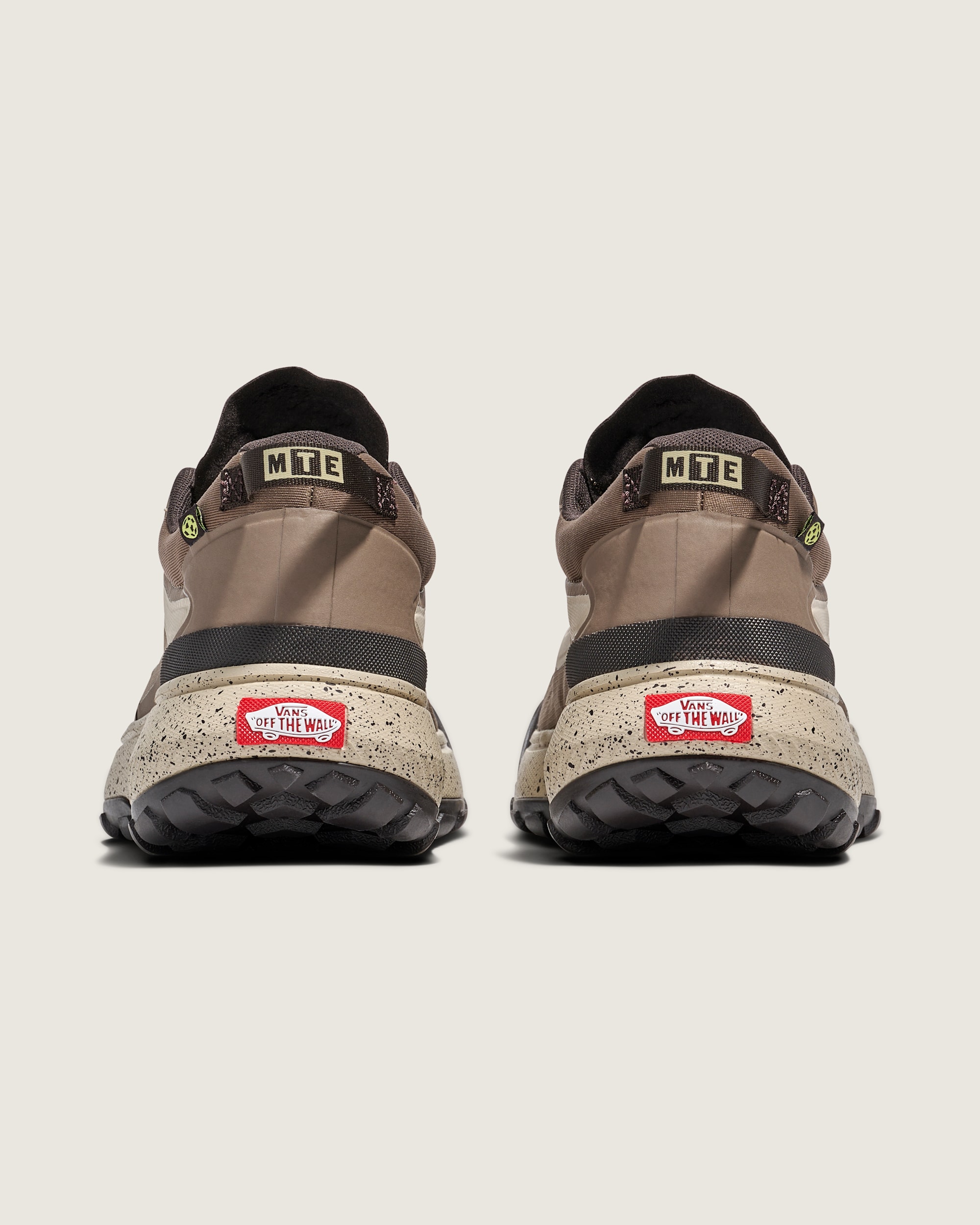 Crosspath Shoe VANS Brown ALT3