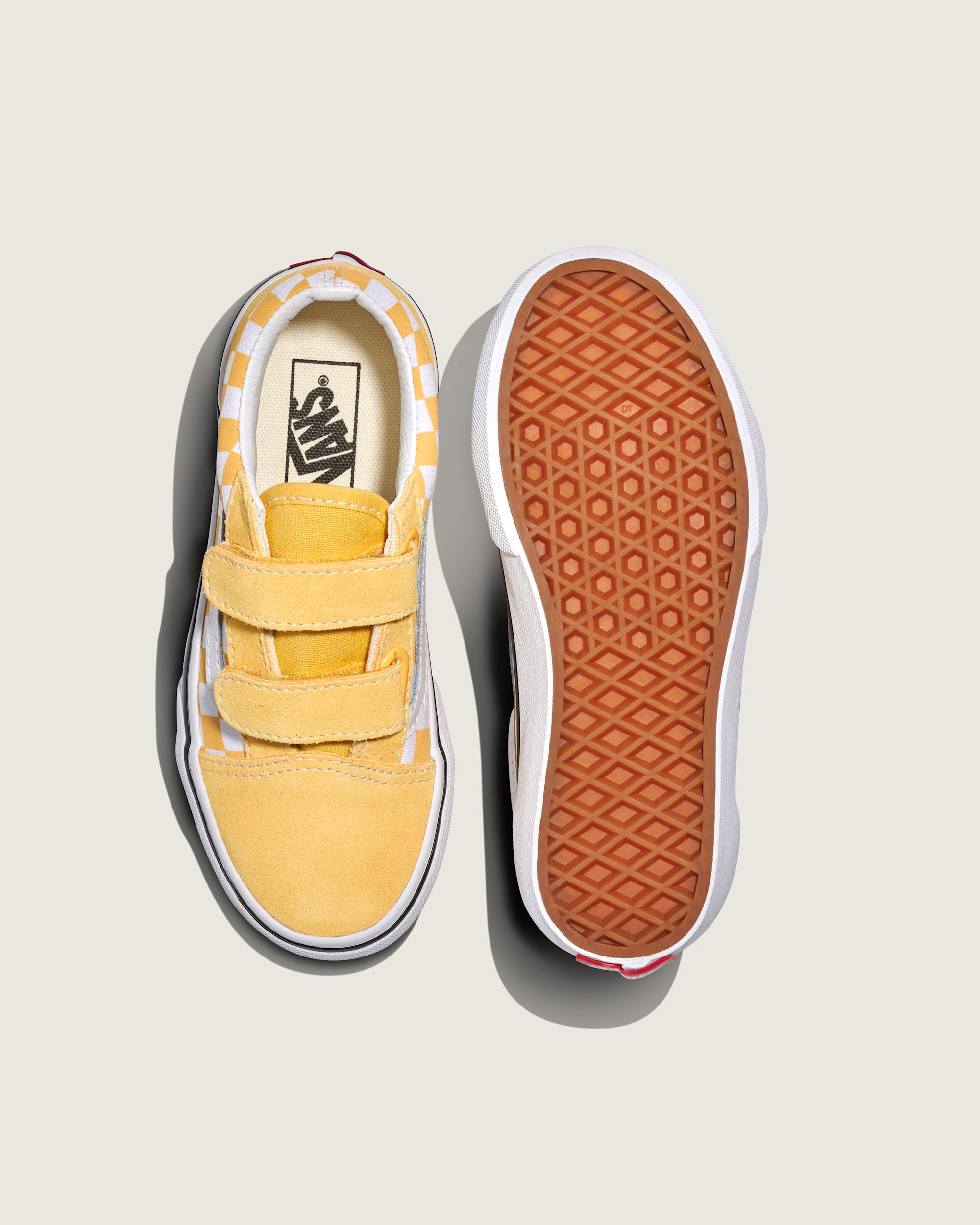 Little Kids Old Skool V Checkerboard Shoe VANS Banana Cream Yellow  White ALT2
