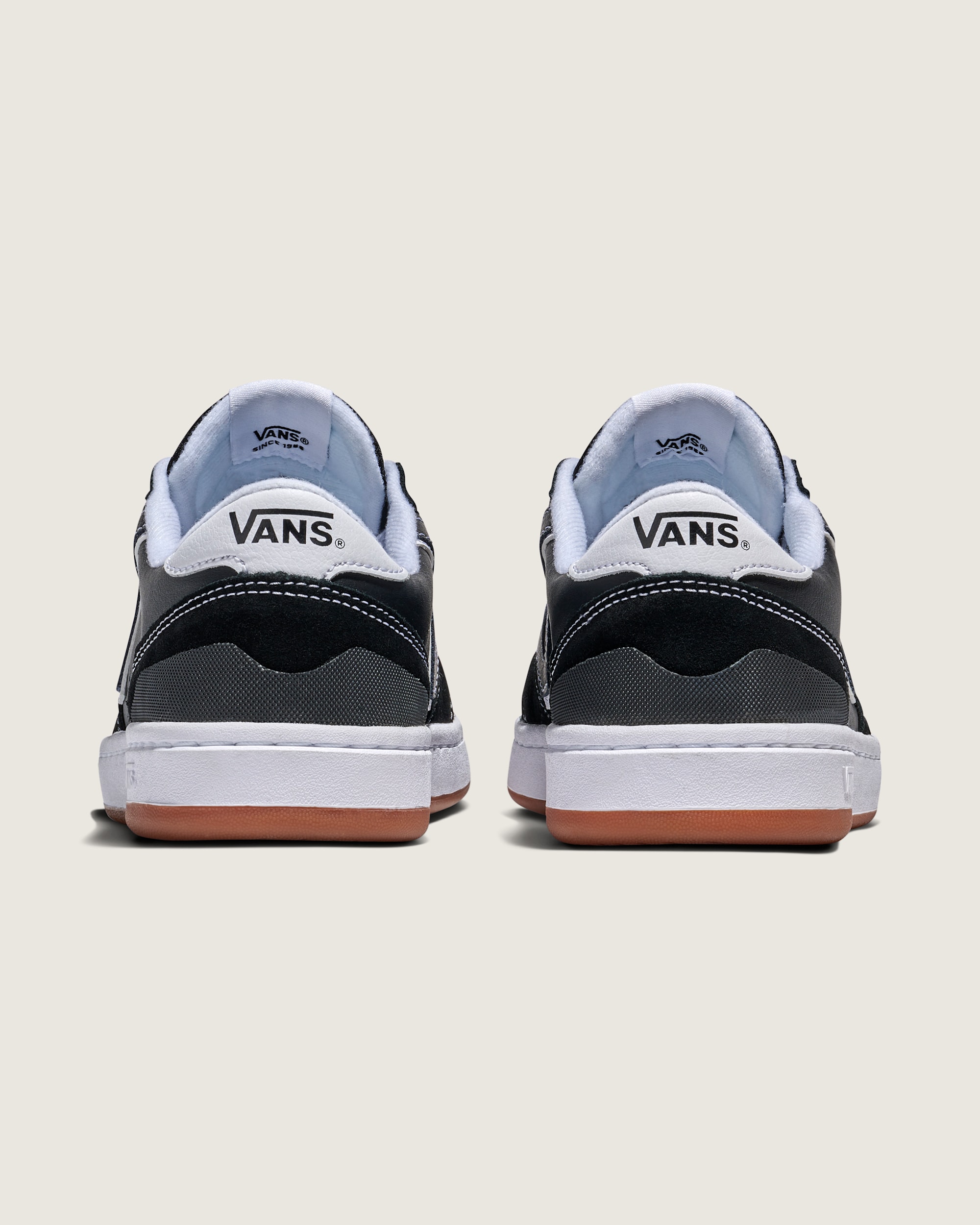 Lowland 20 Shoe VANS Black  White ALT3