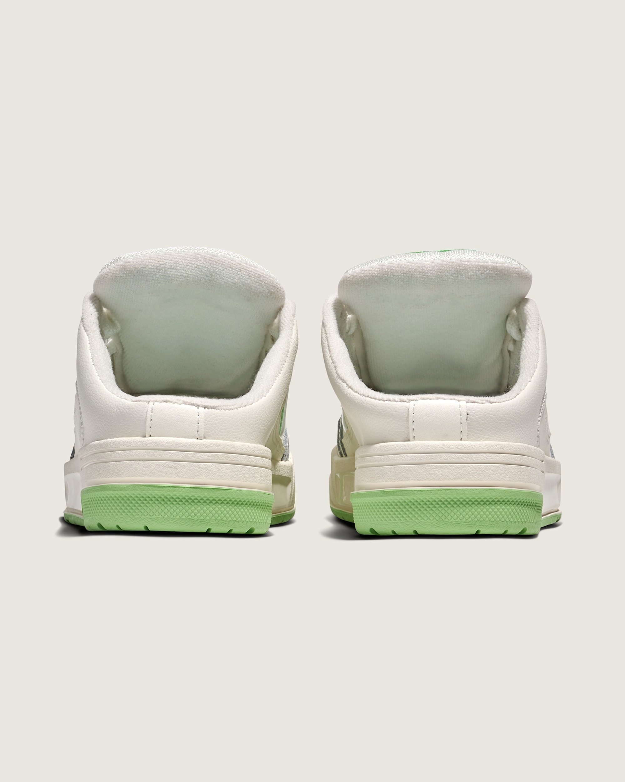 Upland Mule Shoe in Off White / Green | Vans
