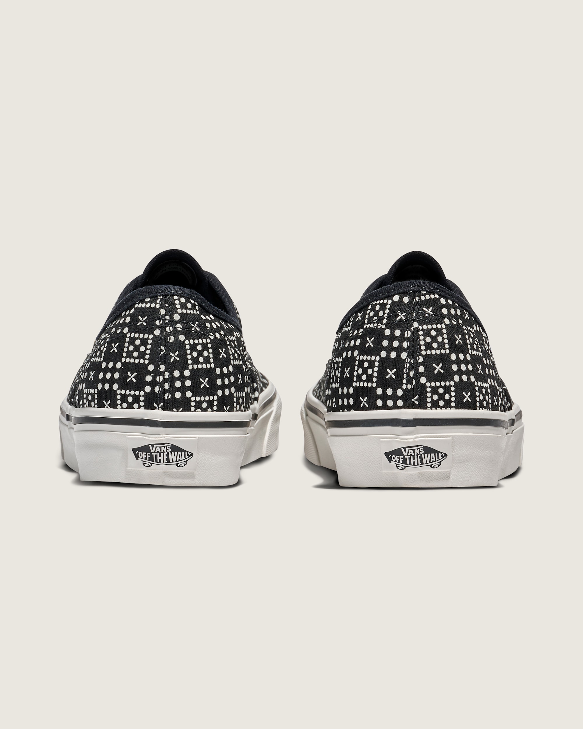 Chaussure Authentic VANS Noir  Pois Checker ALT3
