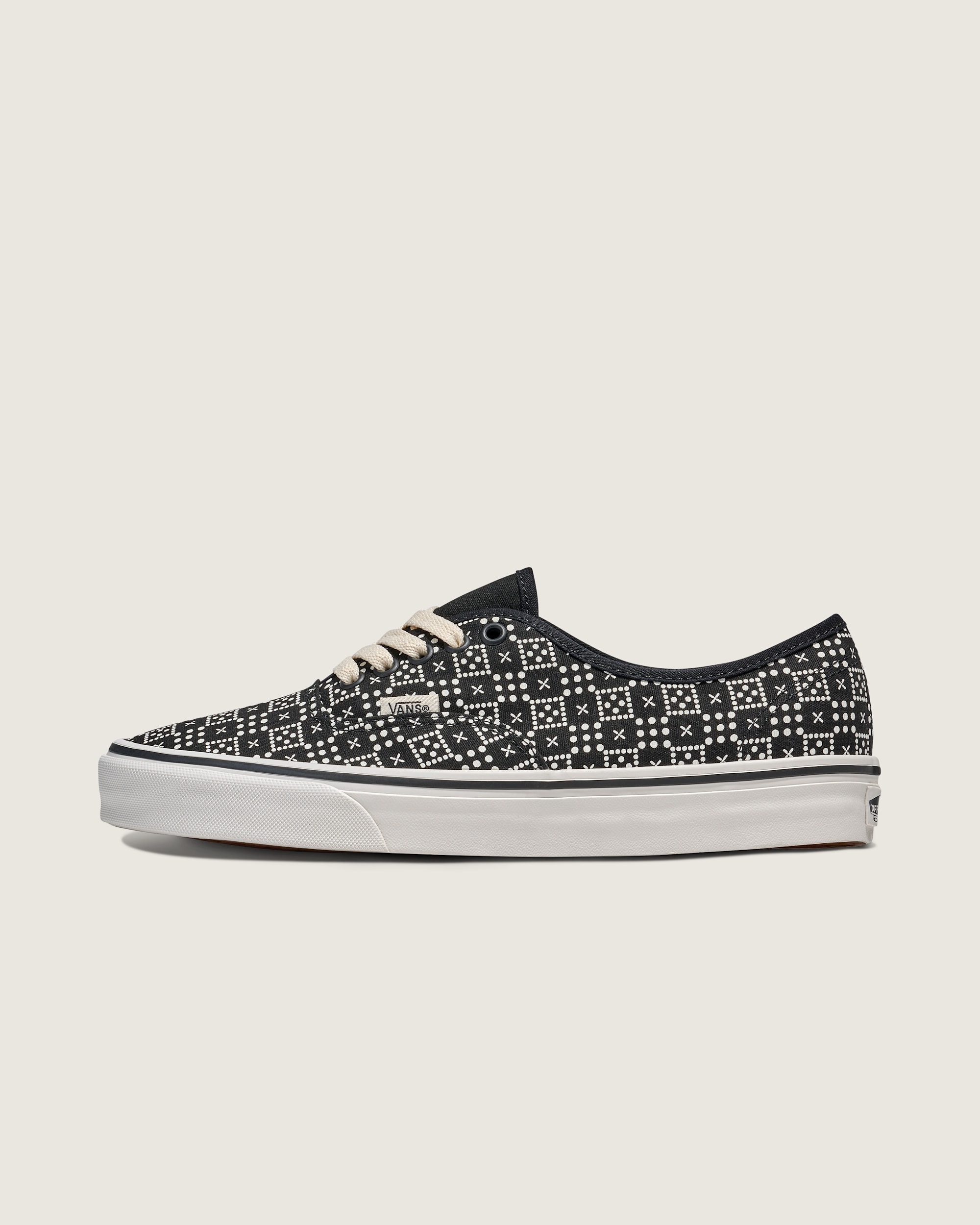 Chaussure Authentic VANS Noir  Pois Checker HERO