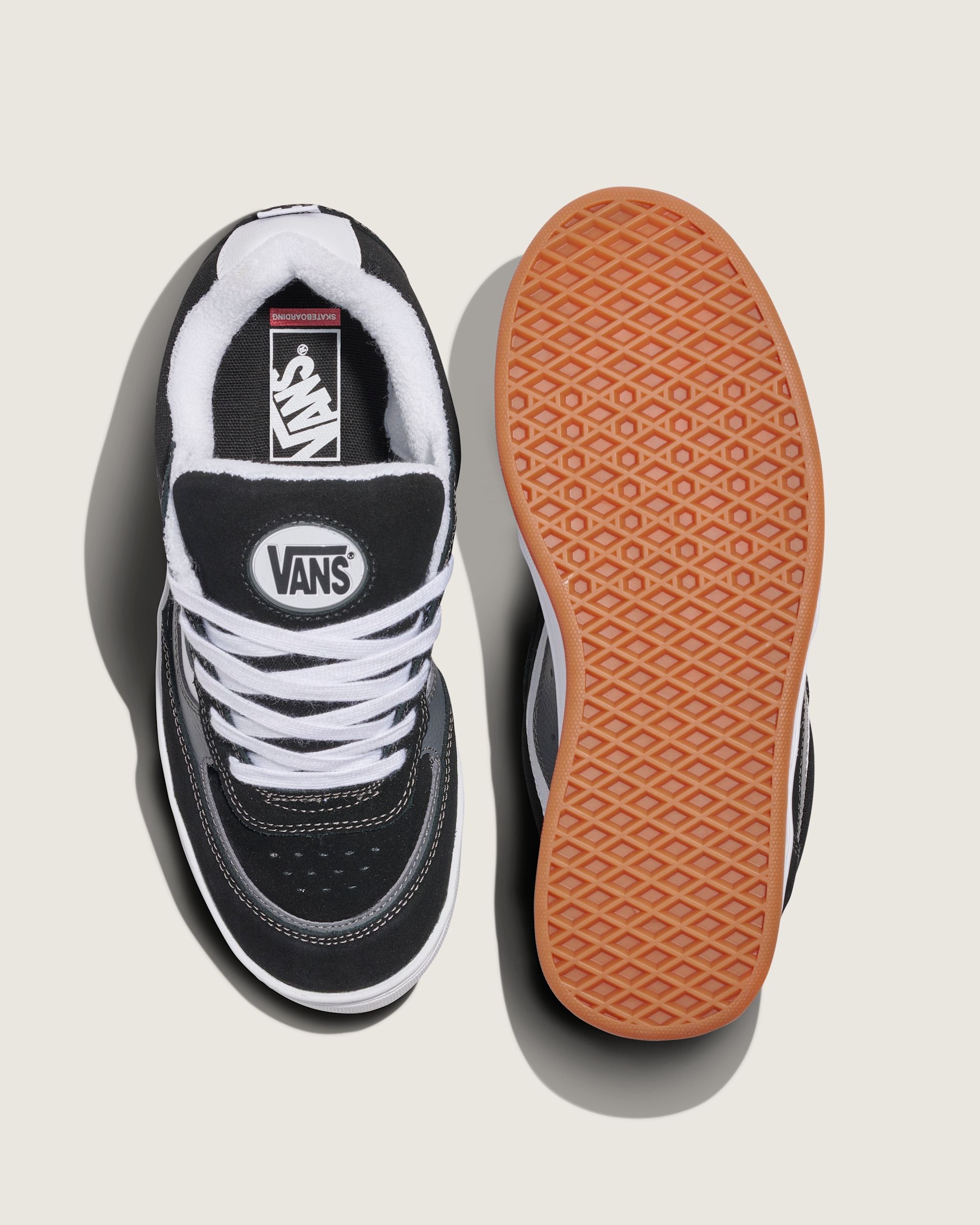 Skate Estazzo Shoe VANS Black  White ALT2