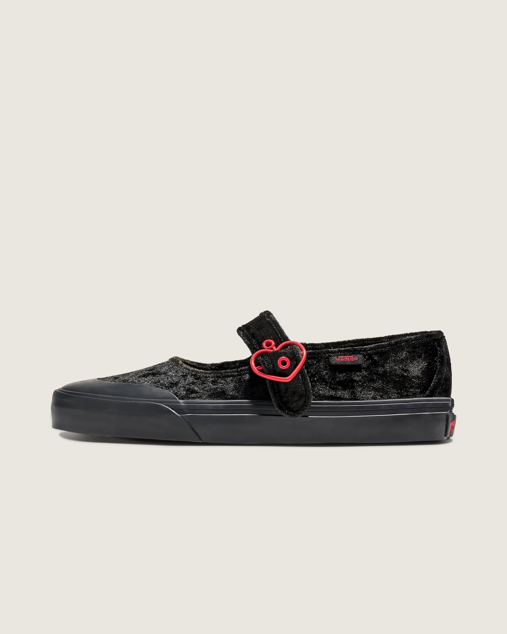 Mary Jane Shoe VANS Black  Red HERO