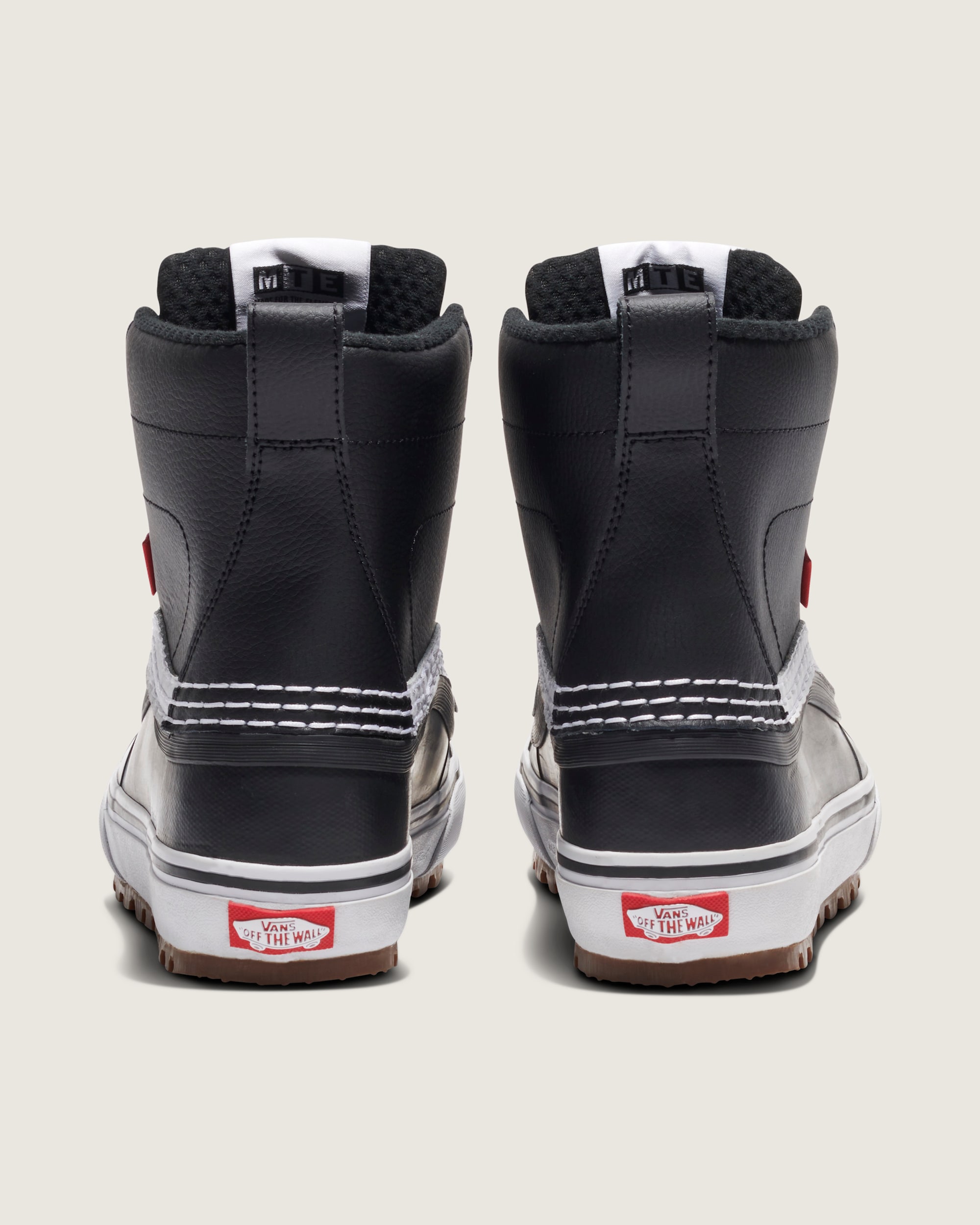 Standard Mid Waterproof Boot VANS Black ALT3