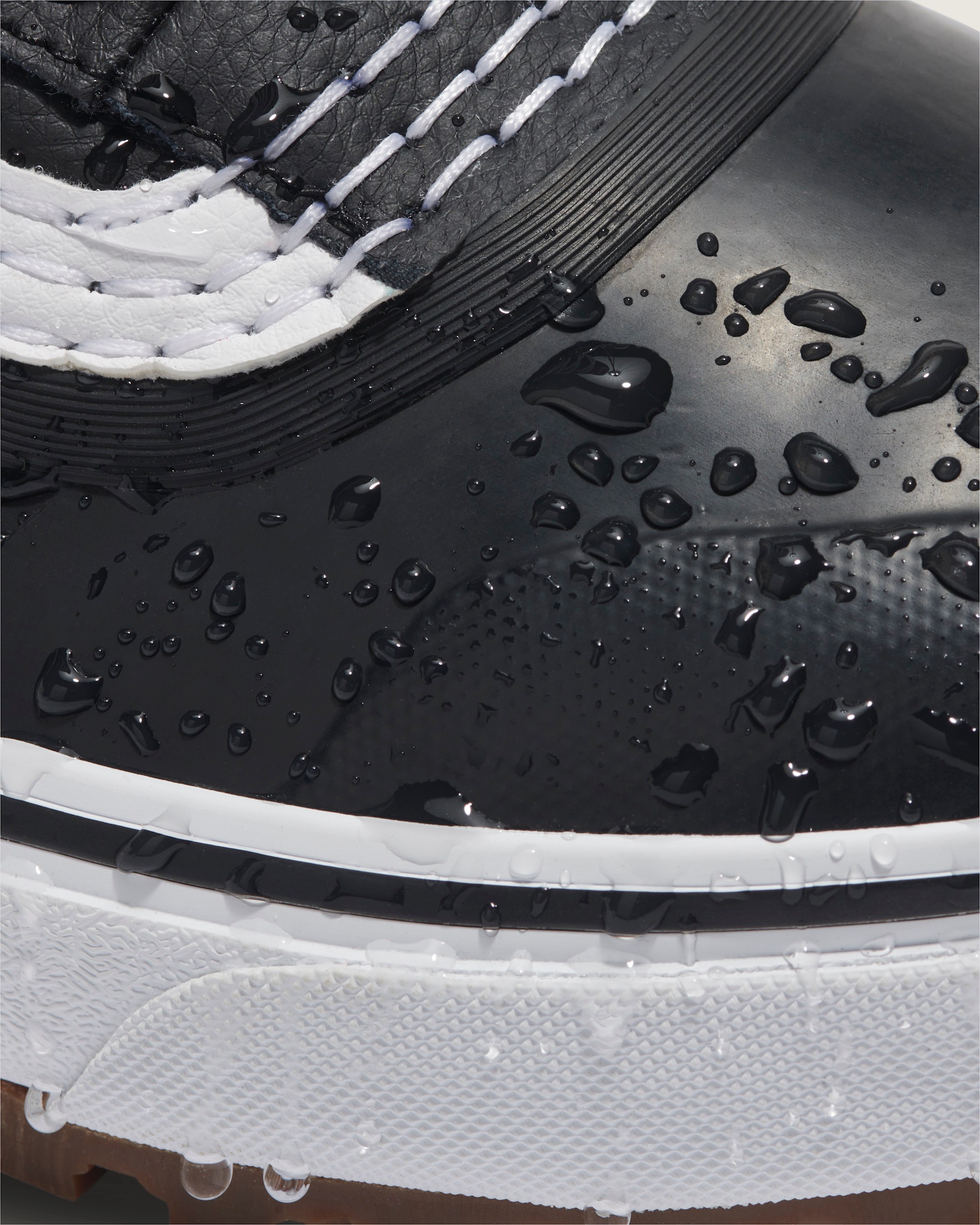 Standard Mid Waterproof Boot VANS Black ALT5