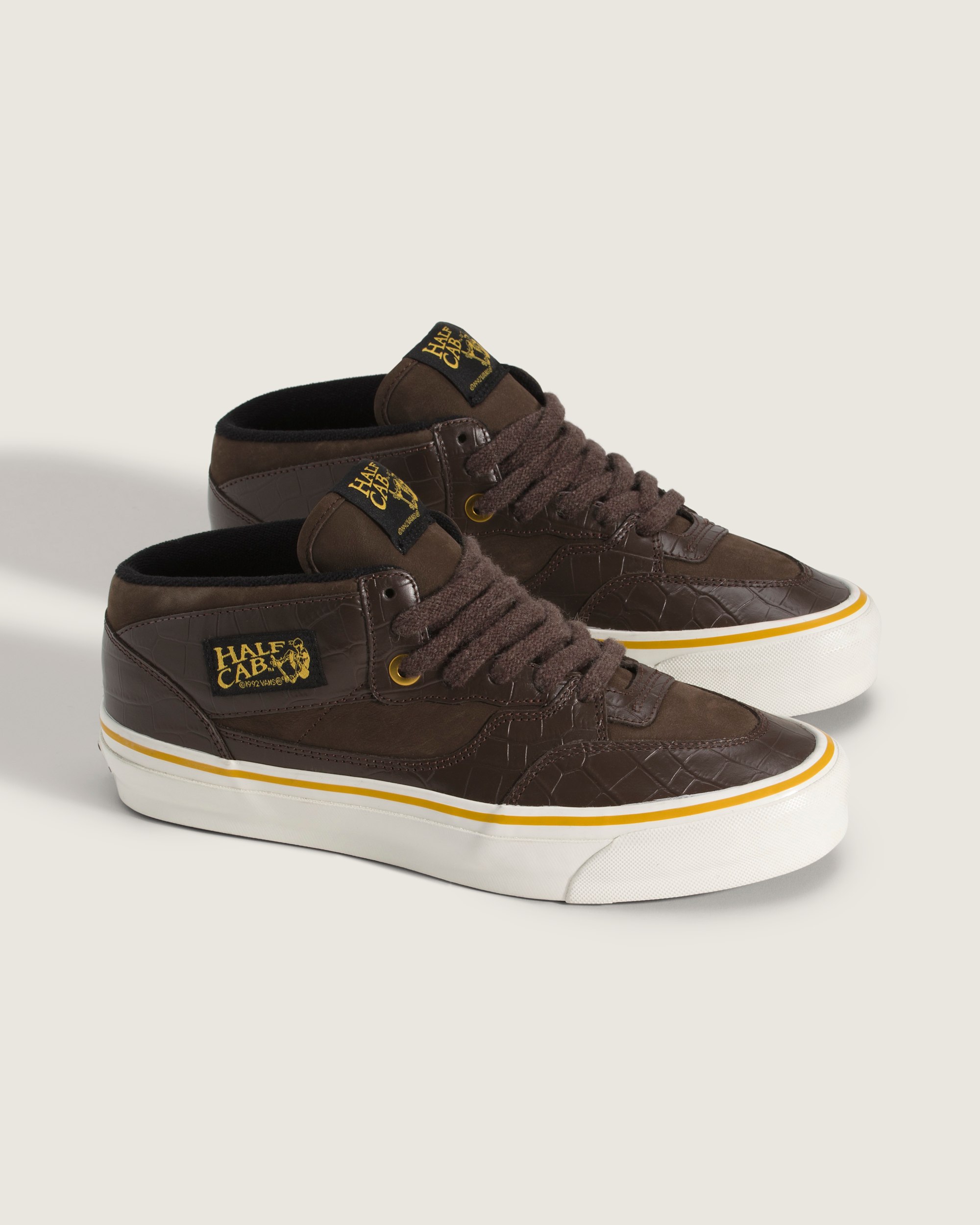 OTW Half Cab 33 Vibram in Demitasse Brown | Vans