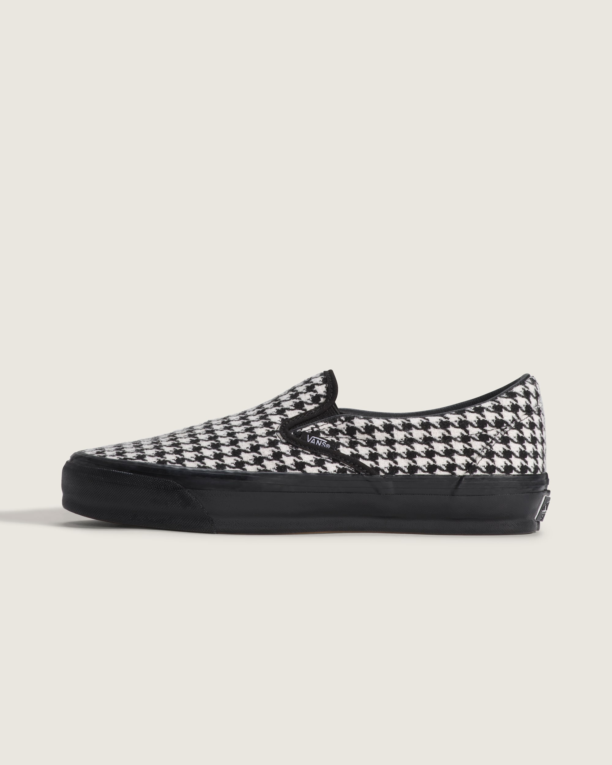 Premium Classic SlipOn Shoe VANS Houndstooth Black  White HERO