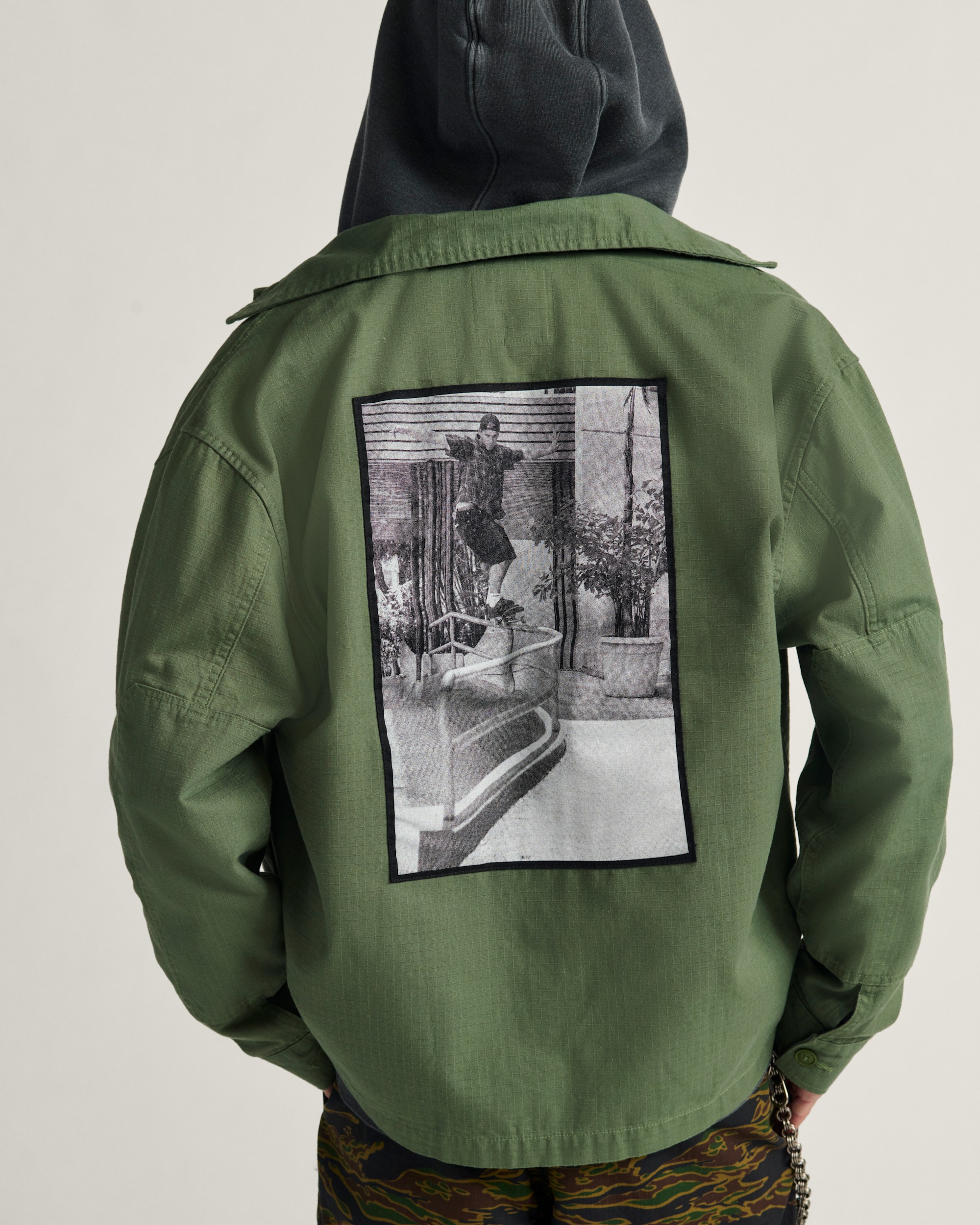 Skate Military Overshirt by Atiba Jefferson VANS Atiba Pine Forest Green ALT1