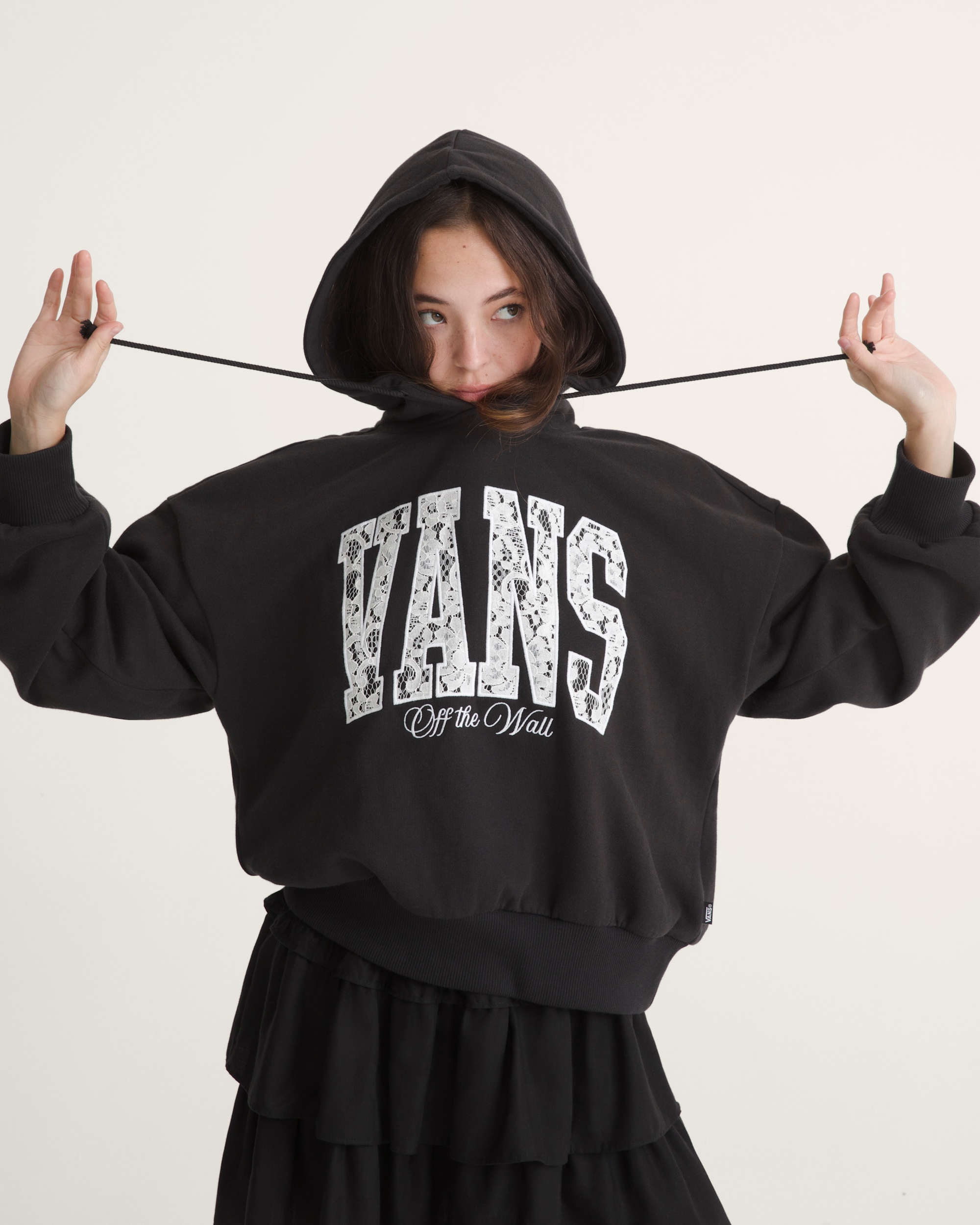 Laced Up Retro Pullover Hoodie in Black | Vans