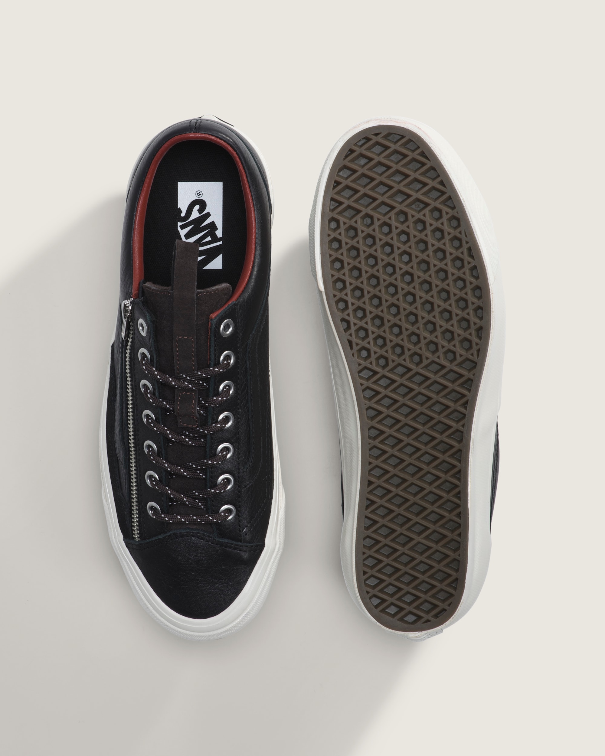 Premium Old Skool Zip Shoe VANS Black ALT2