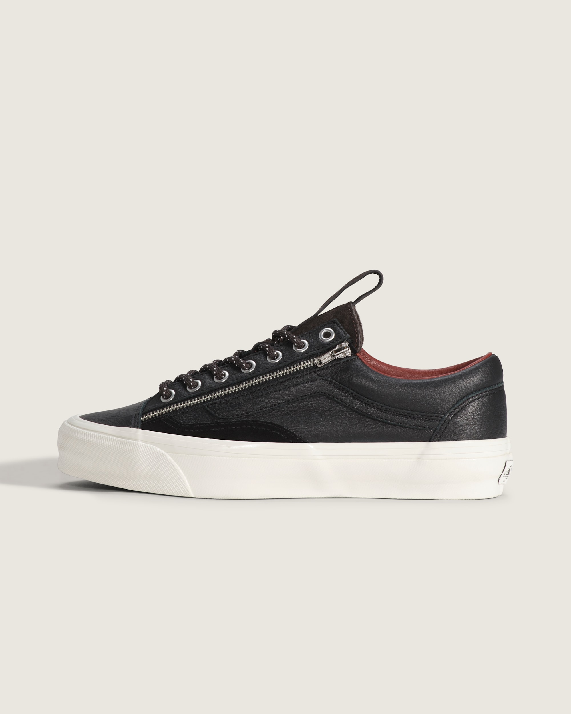 Premium Old Skool Zip Shoe in Black | Vans