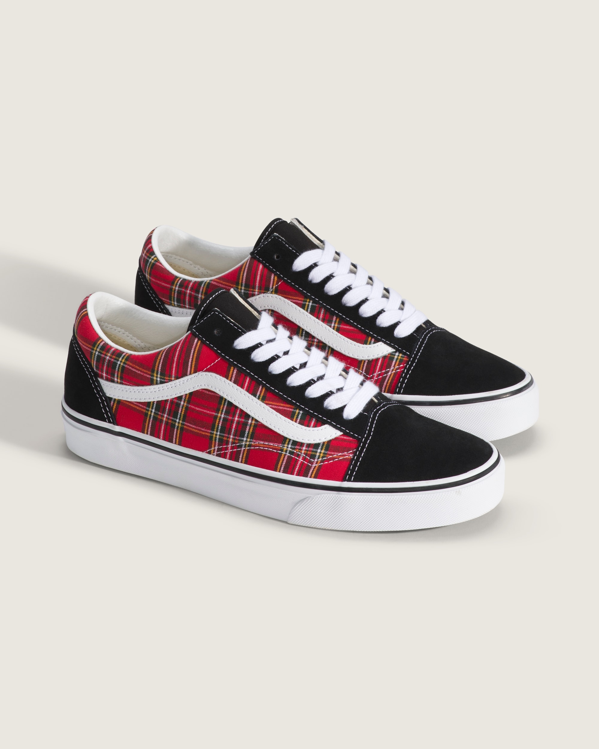 Old Skool Shoe VANS Red ALT1