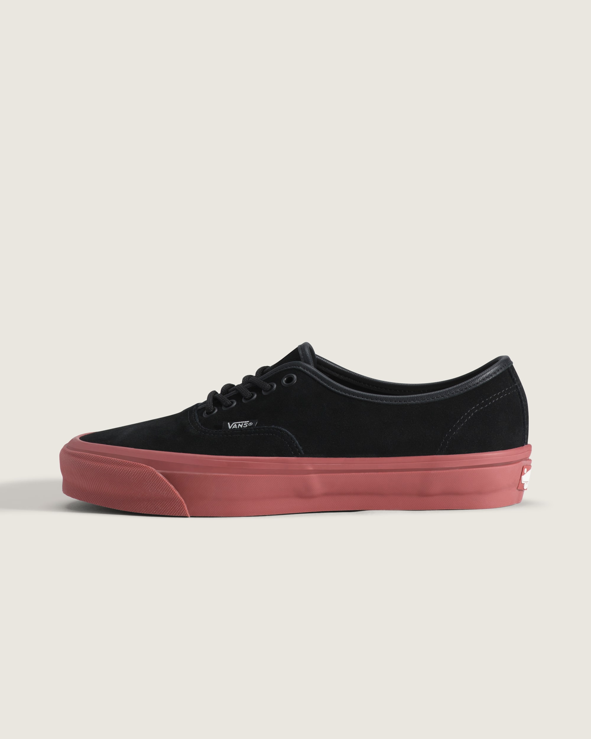 OTW Authentic 44 Siped Vibram in Black / Ochre Red | Vans