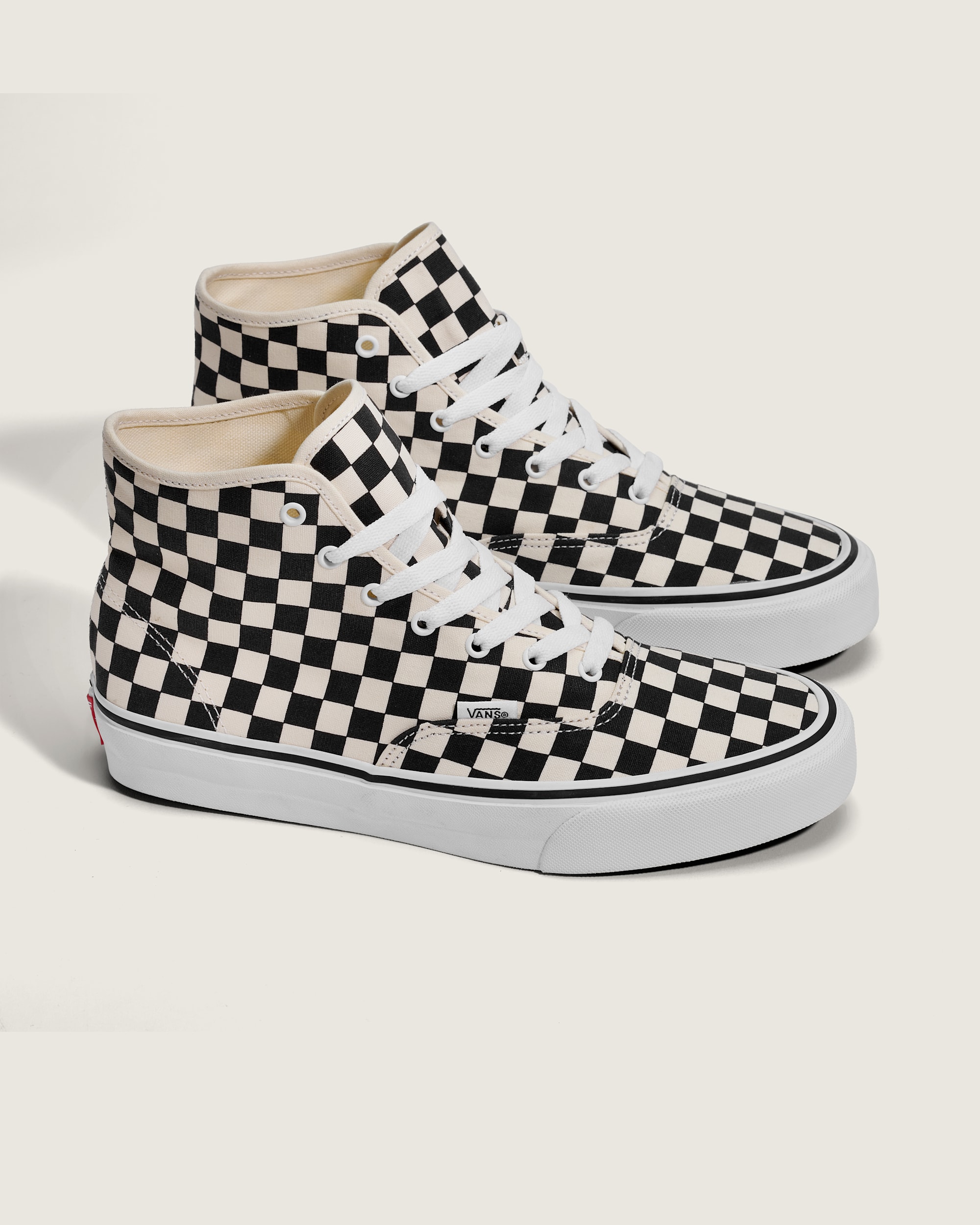 Authentic Hi 20 Checkerboard Shoe VANS Checkerboard Black  True White ALT1