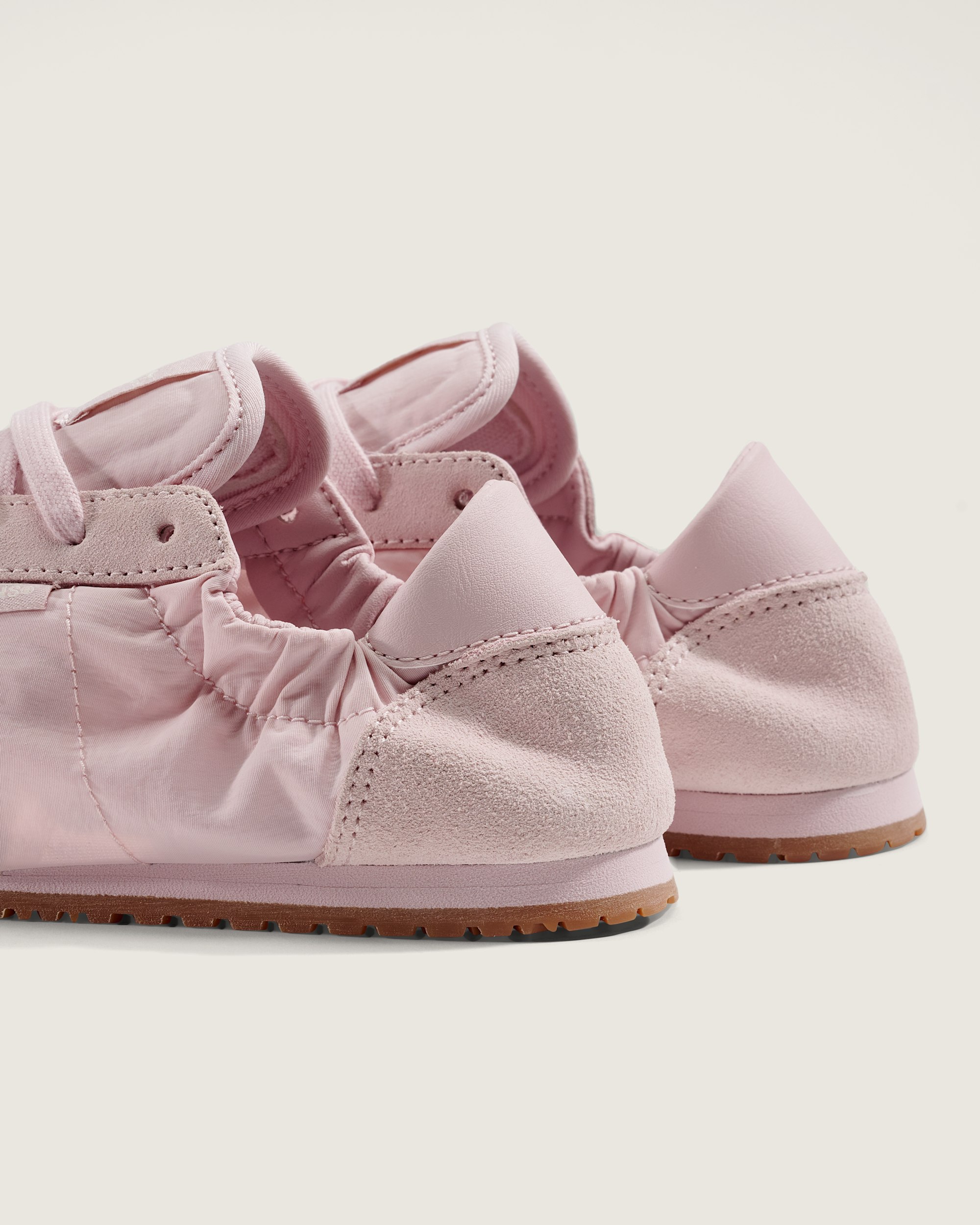 Super Lowpro Collapse Shoe VANS Pale Petal Pink ALT5