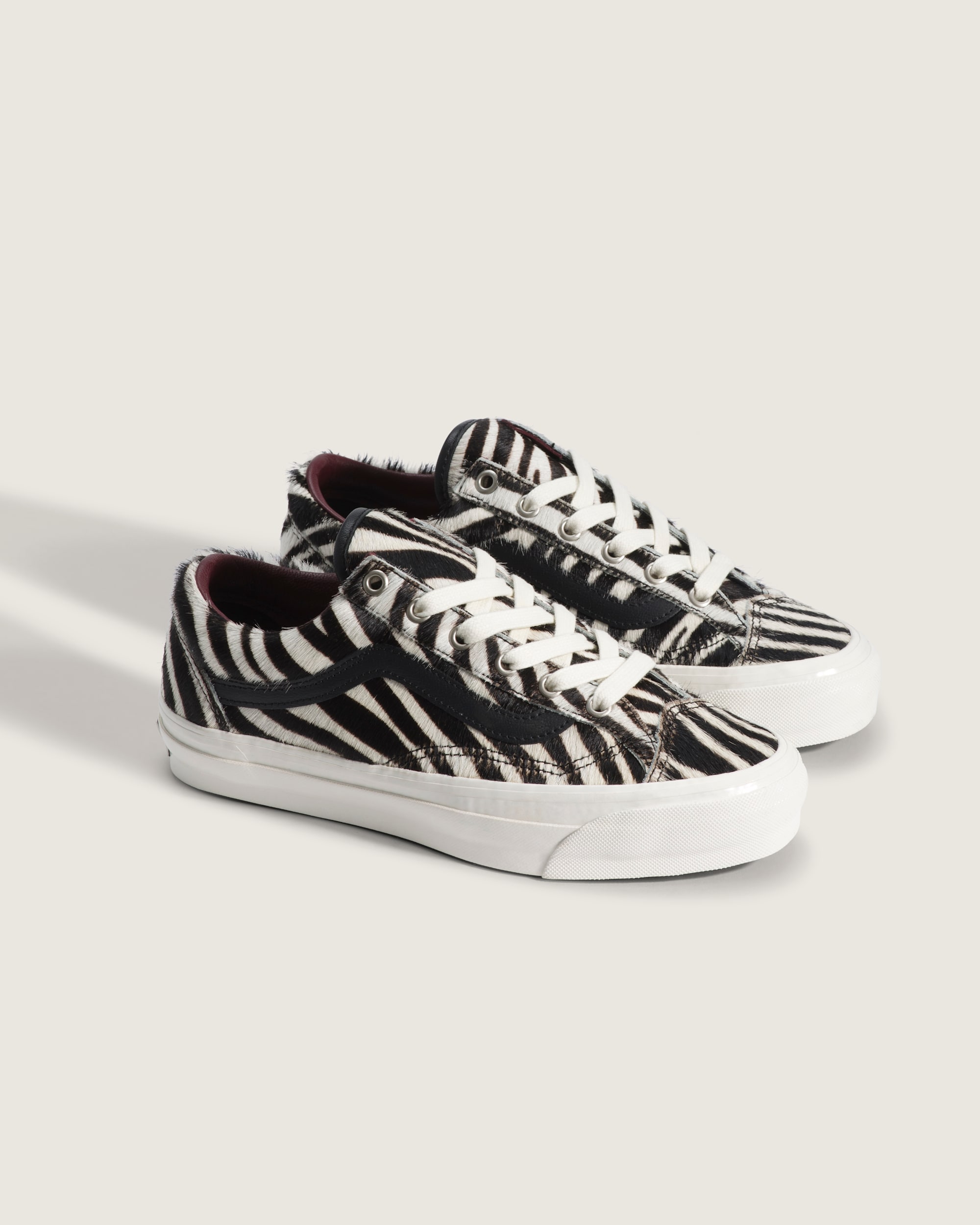 Premium Old Skool 36 Shoe VANS Zebra Black  White ALT1