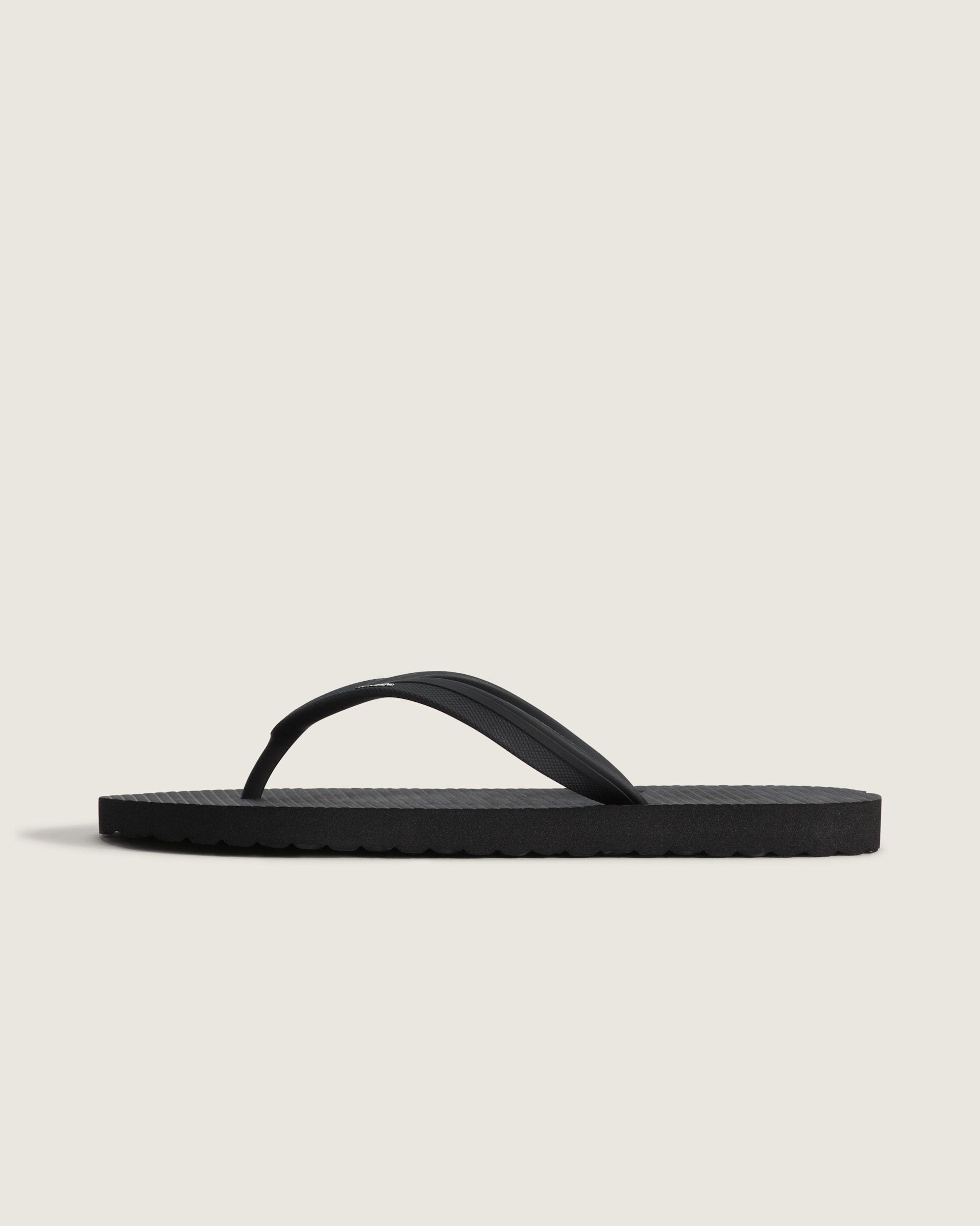 Makena Sandal VANS Blackout HERO