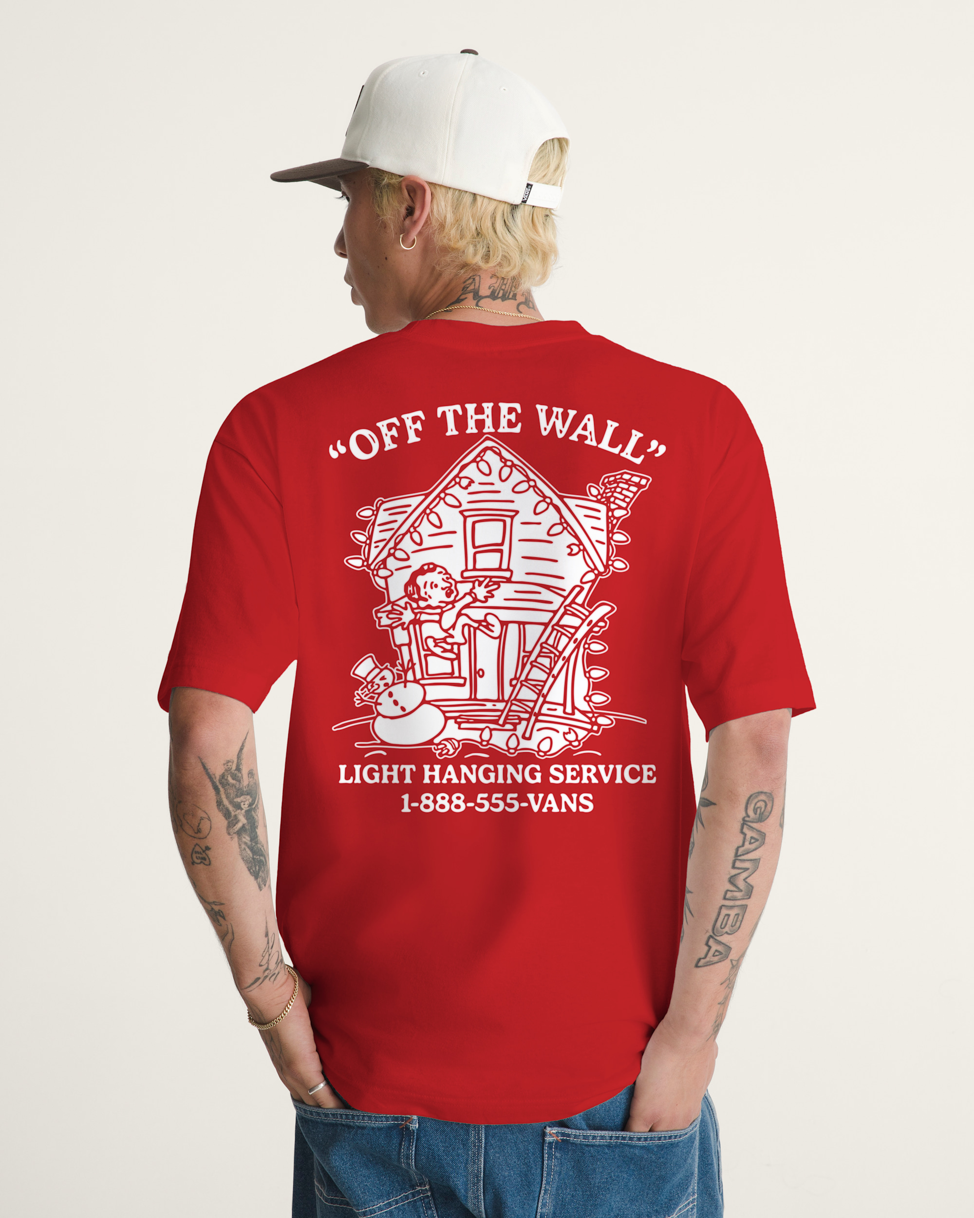 Deck the Walls TShirt VANS Red ALT2