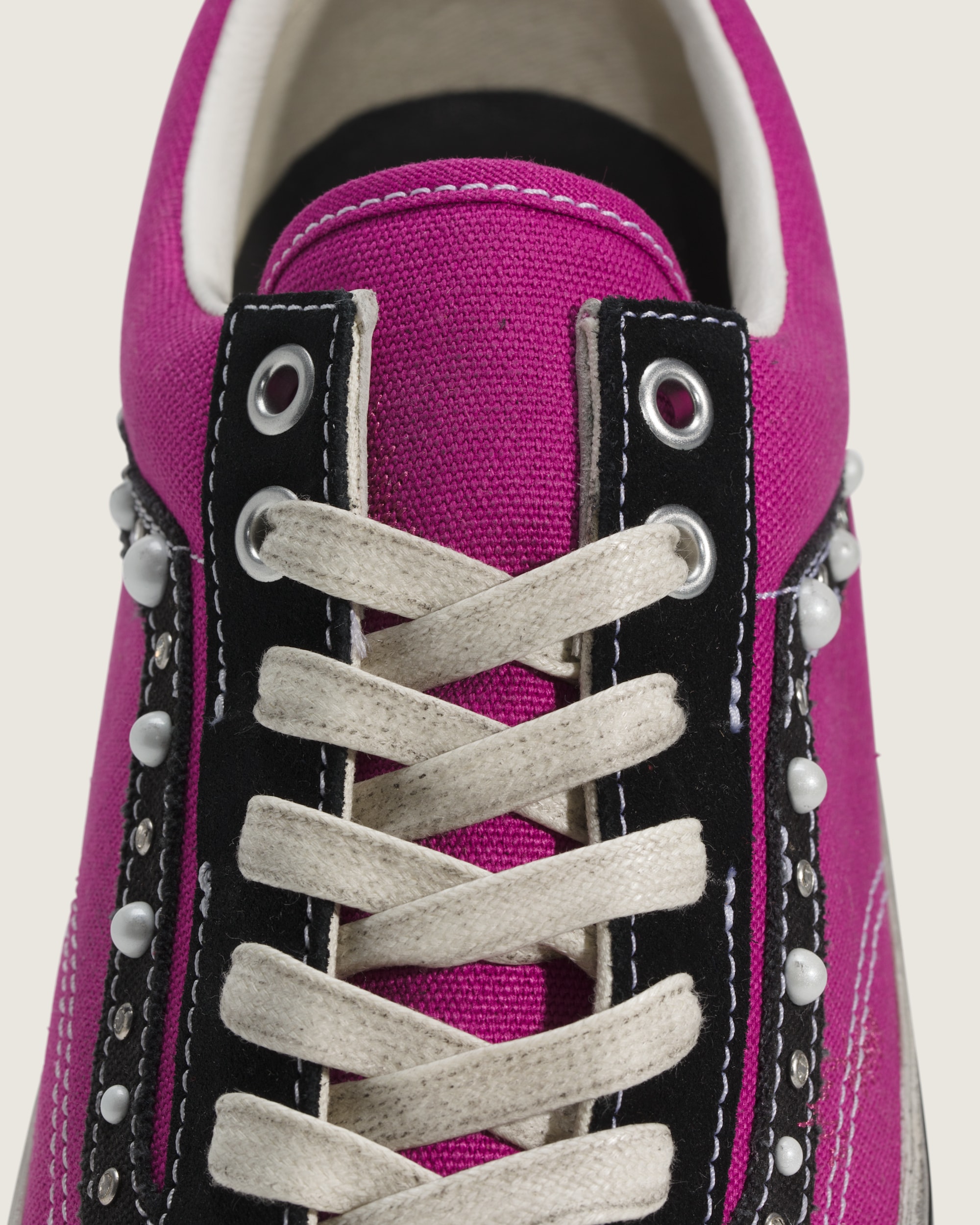 Premium Old Skool 36 Shoe VANS Fuchsia Red ALT6